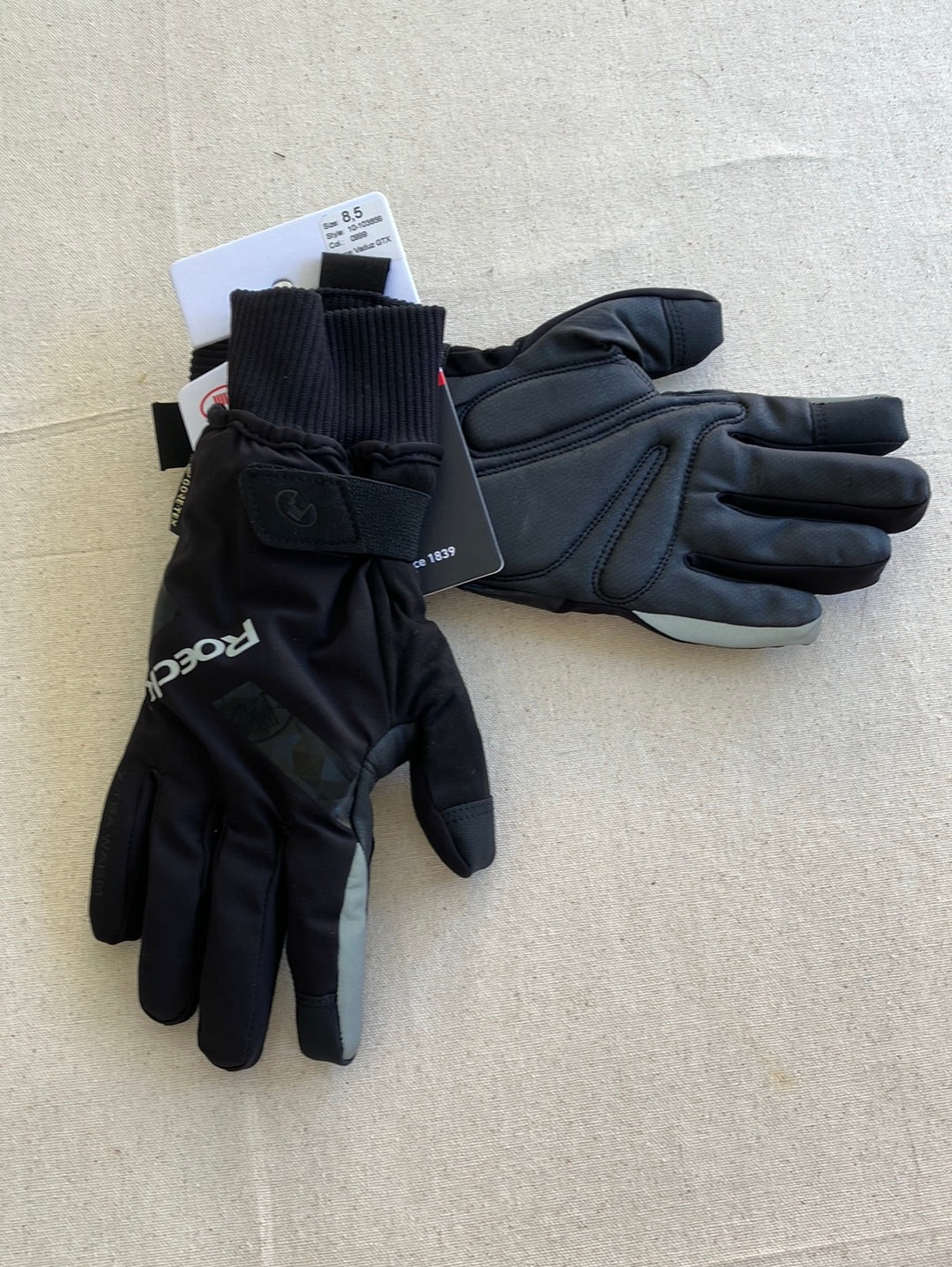 Deep Winter Gloves Gore-Tex Thermal | Le Col | Bora Hansgrohe | Pro Cycling Kit