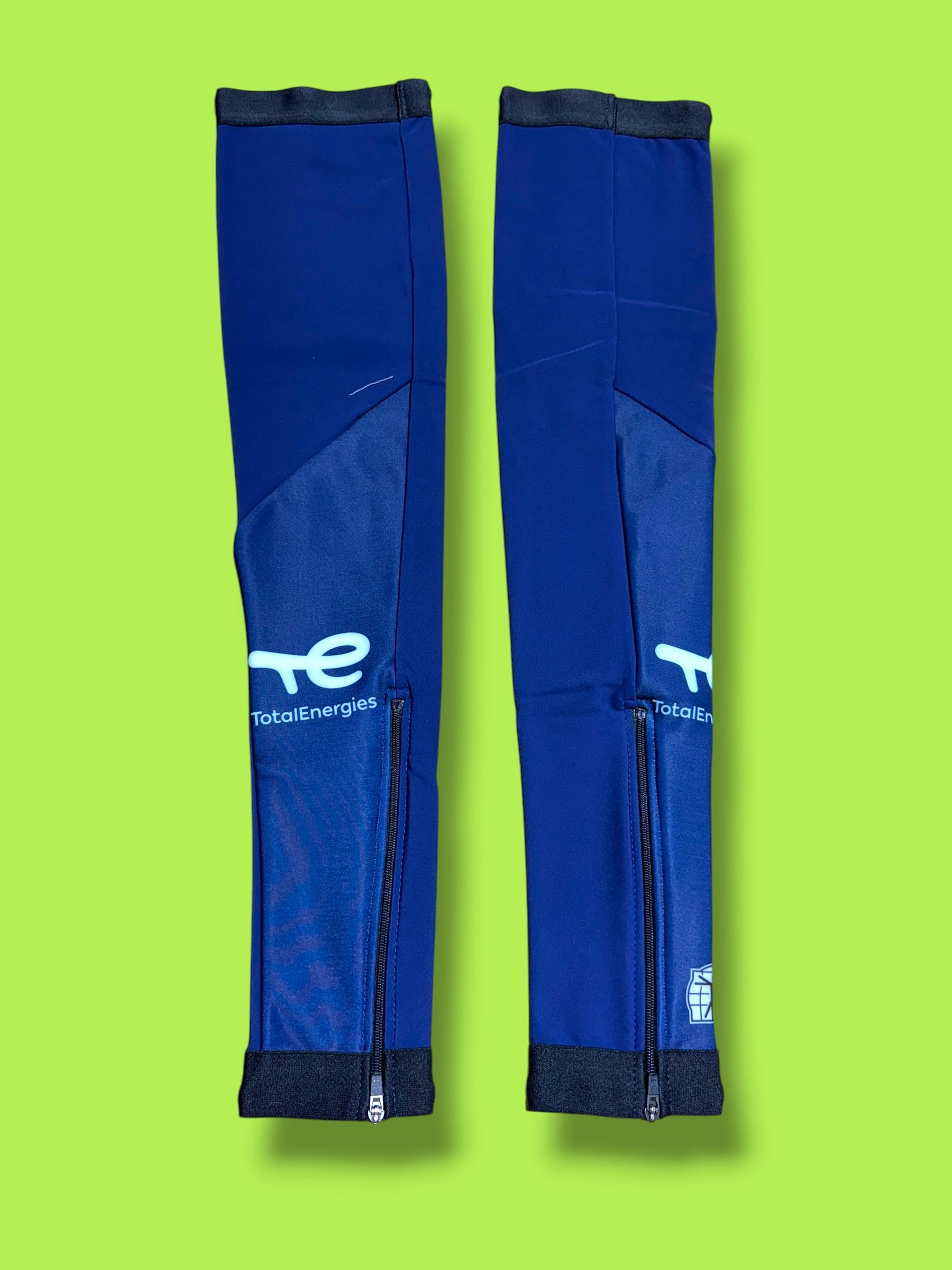 Thermal Leg Warmers|Total Energies |BioRacer Pro Cycling Kit