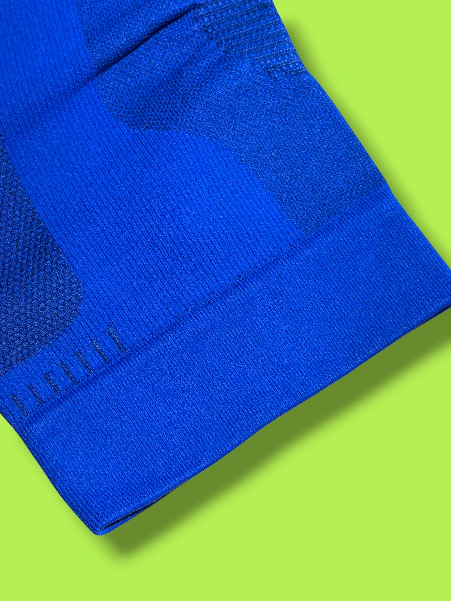 Second Skin Pro Team Knee Warmers|Total Energies |BioRacer Pro Cycling Kit
