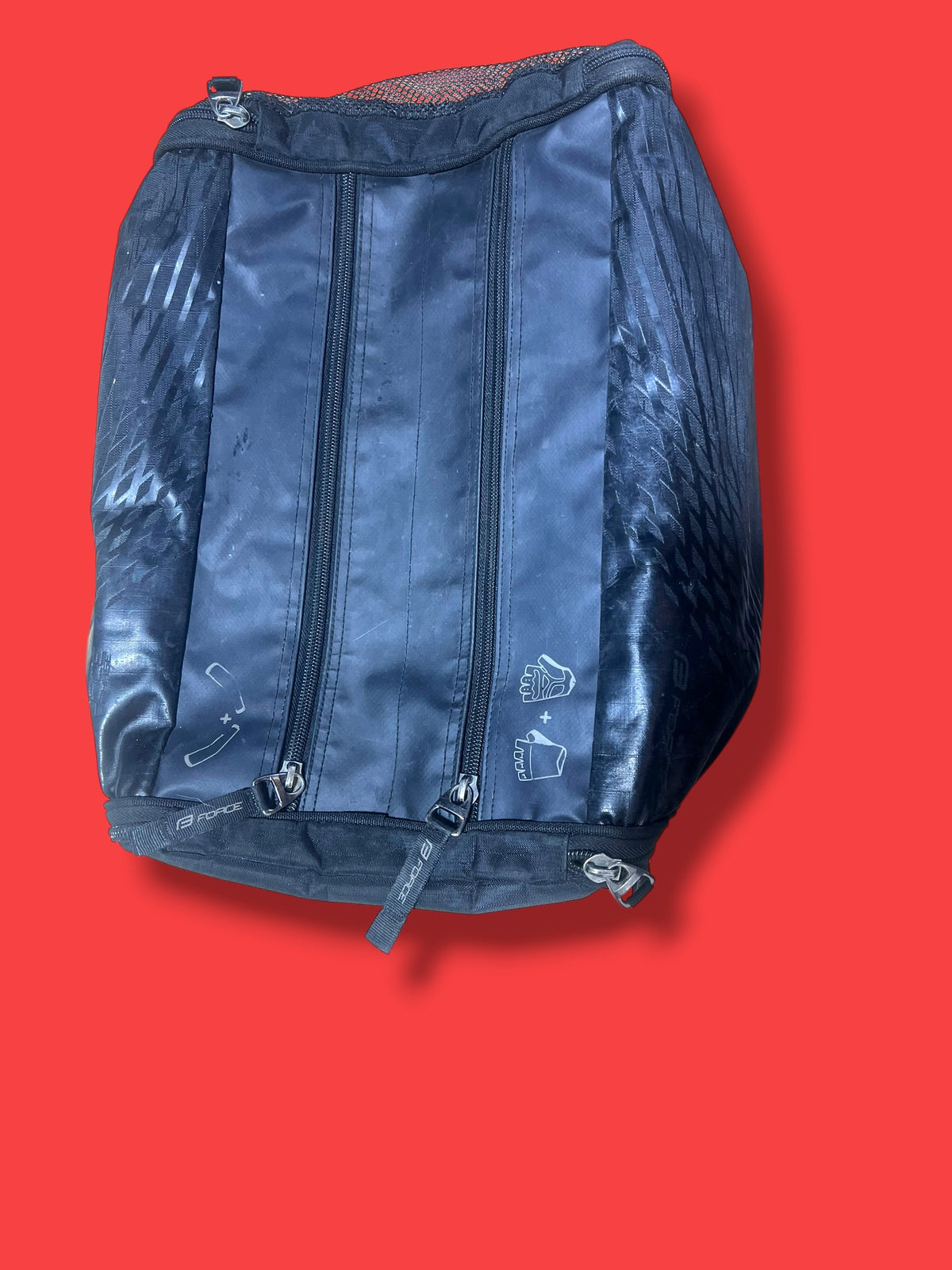Verge Team-Issue Rain Bag | Intermarché-Wanty 2025
