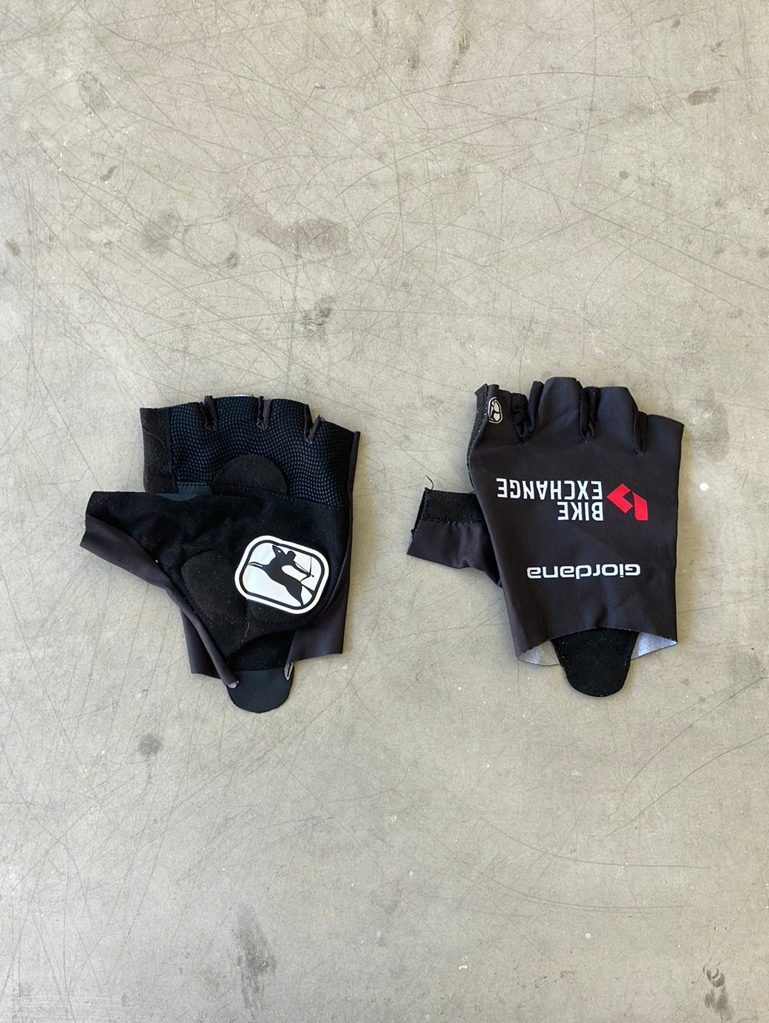 Short Finger Gloves / Mitts Padded| Giordana | Bianchi Bike Exchange | Pro Cycling Kit