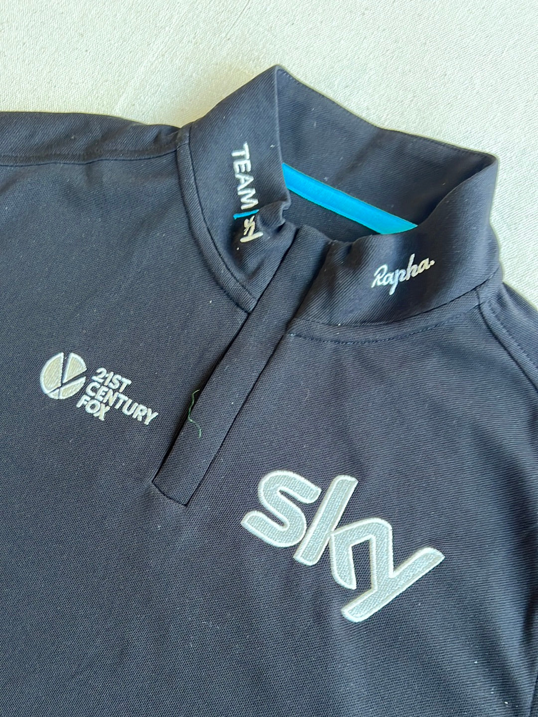 Casual T-Shirt with Zipped Collar Short Sleeve | Rapha | Team Sky | Pro Cycling Kit