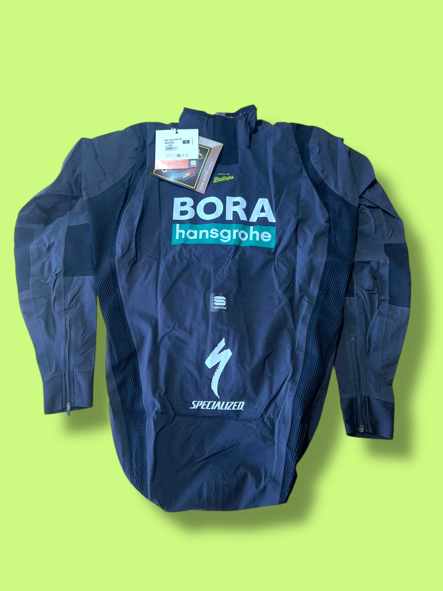 Rain Jacket Aqua Pro Waterproof Windproof Winter | Sportful | Bora Hansgrohe| Pro Cycling Kit