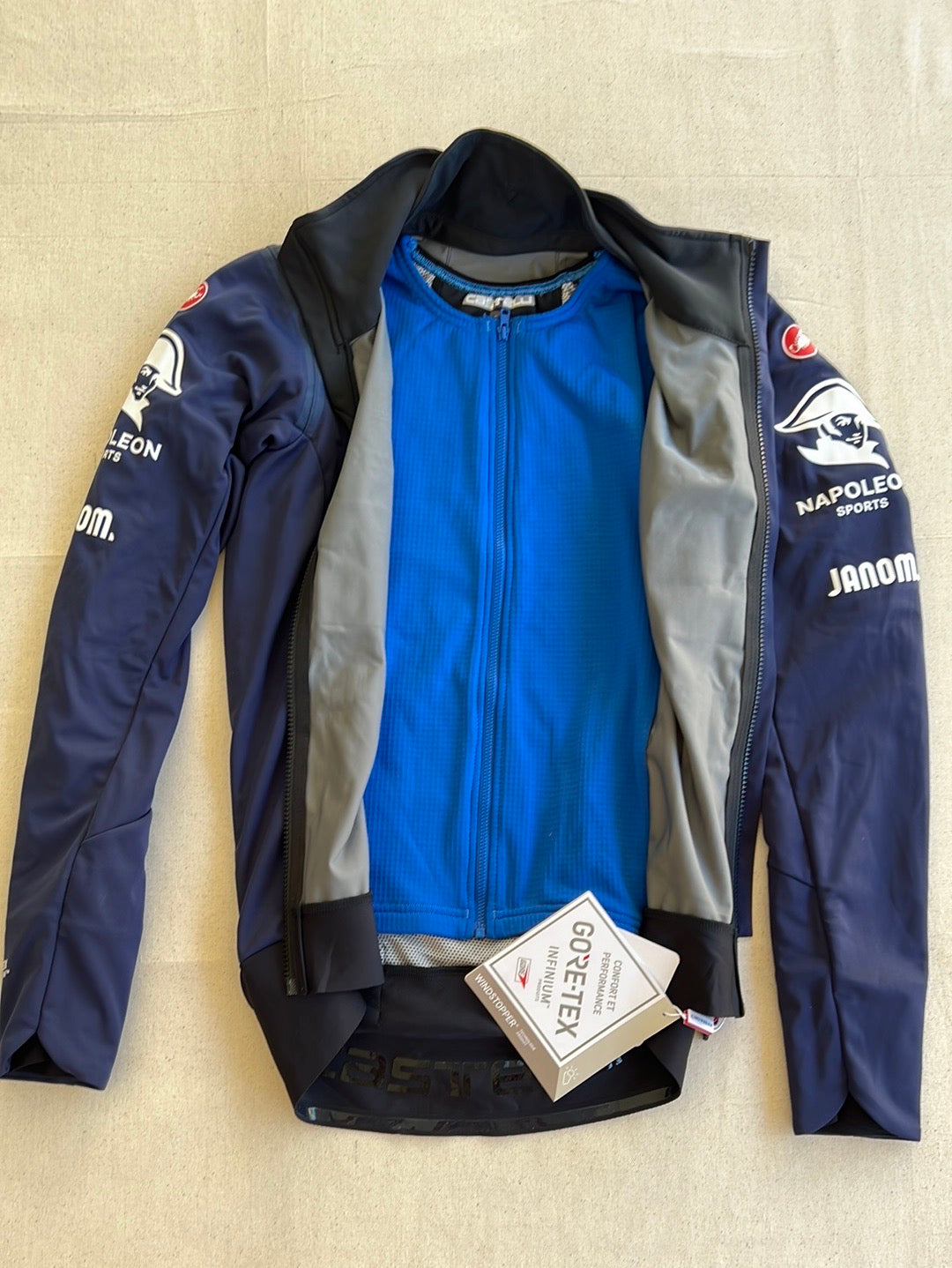 Deep Winter Jacket Long Sleeve Alpha RoS Super Thermal with Vest Inner | Castelli | Quick-Step Alpha Vinyl / Soudal | Pro Cycling Kit