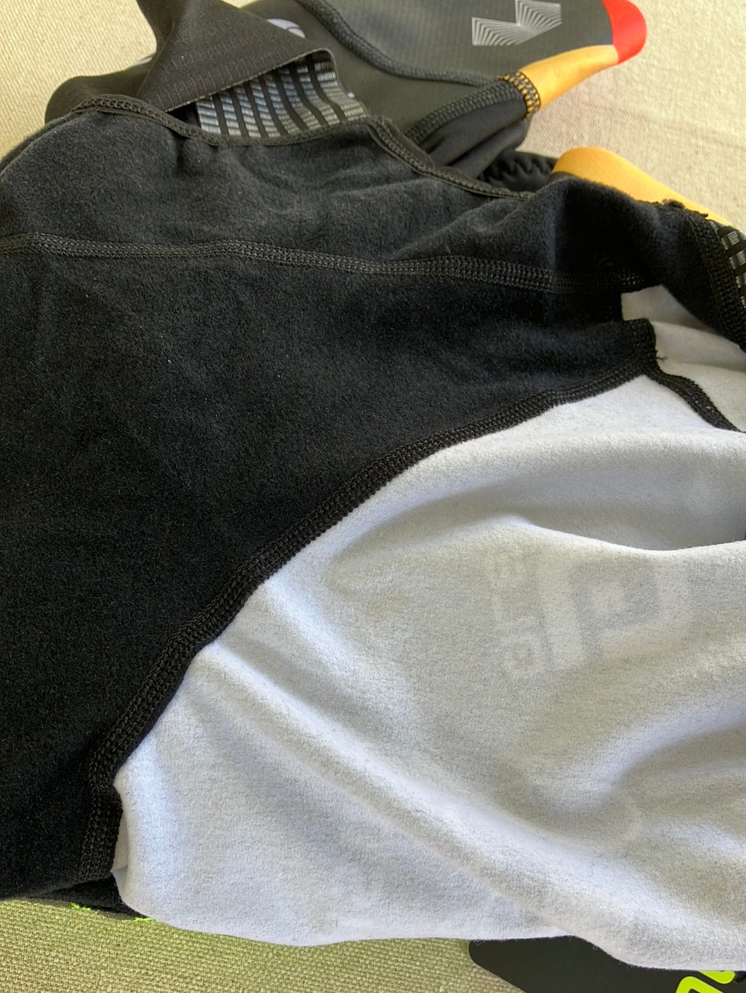 Thermal Bib Shorts Winter | Ale | Team Bahrain Victorious | Pro Cycling Kit