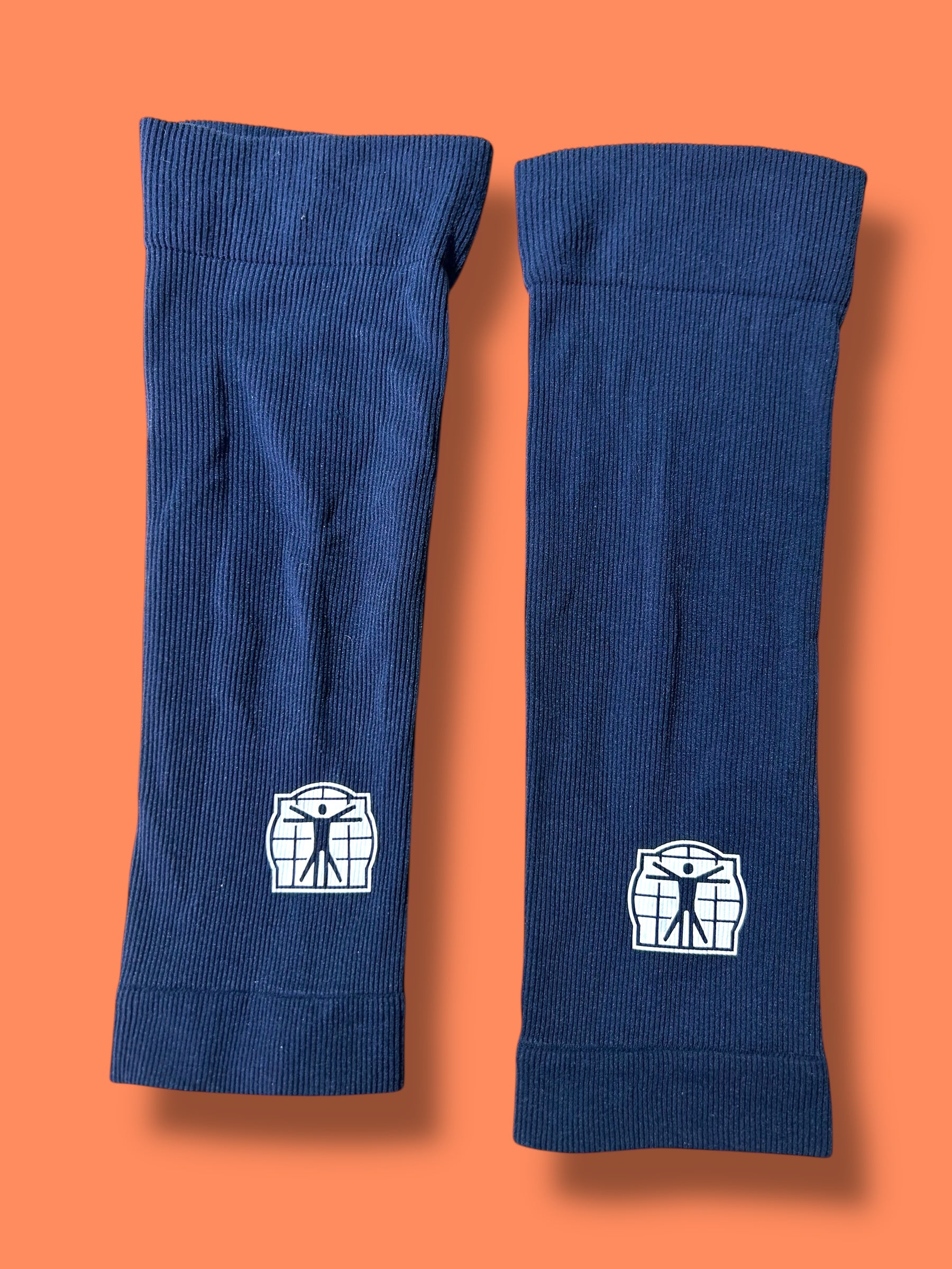 Seamless Knee Warmers |Ineos Grenadiers| Pro Cycling Kit