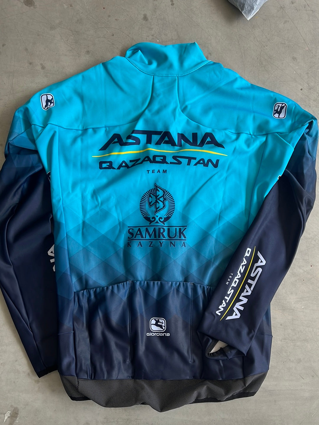 FR-C Winter Jacket | Giordana | Astana | Pro Team Cycling Kit