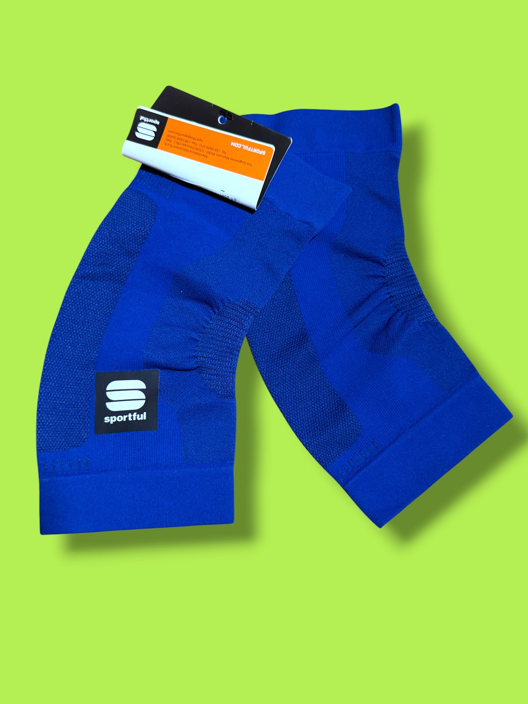 Second Skin Pro Team Knee Warmers|Total Energies |BioRacer Pro Cycling Kit