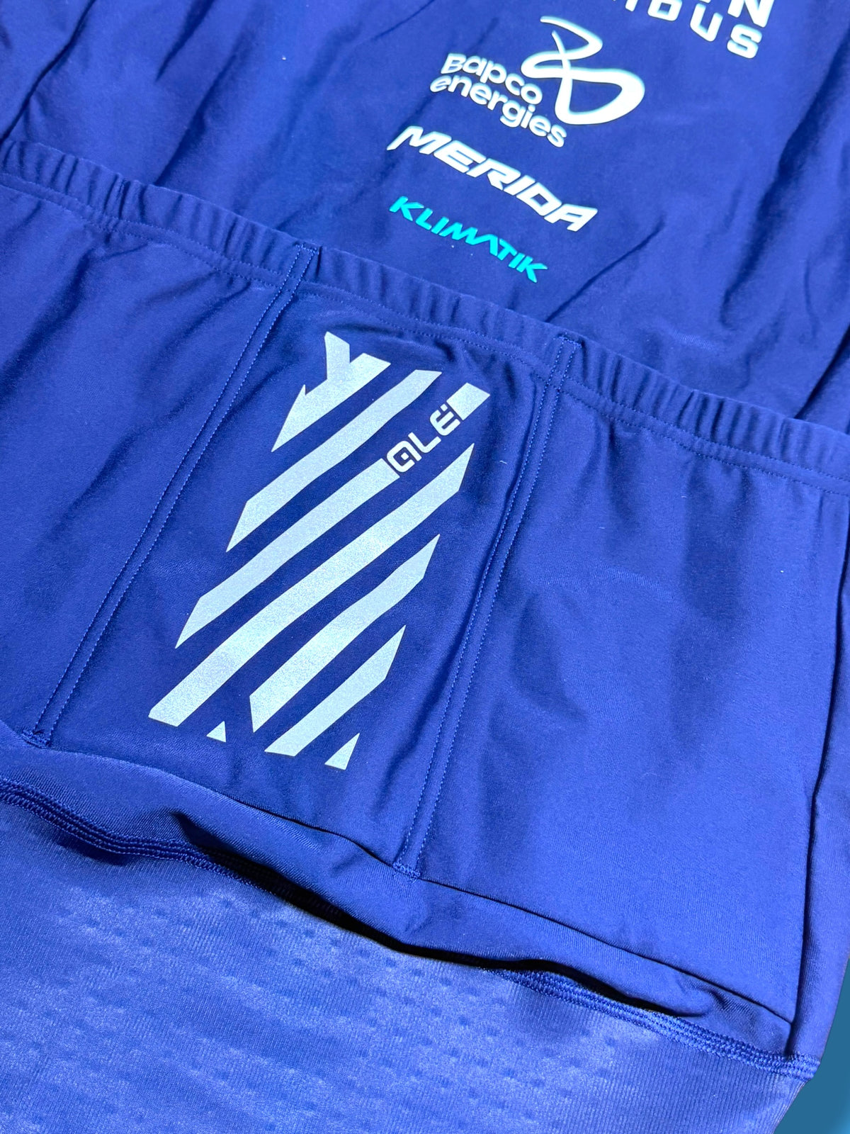 Short Sleeve Thermal Gabba Jacket | Bahrain Victorious | Alé Pro Cycling Kit