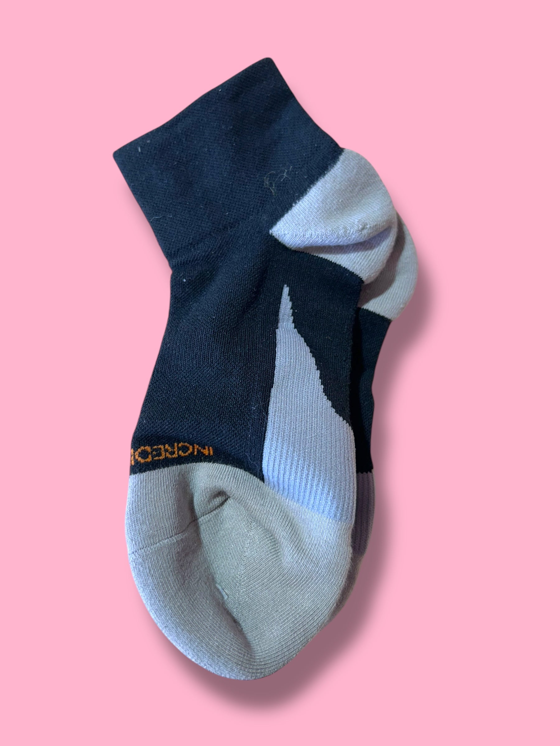 Incrediwear Sport Socks - Recovery Circulation Quarter Length | Incrediwear | EF Education First | Pro Cycling Kit
