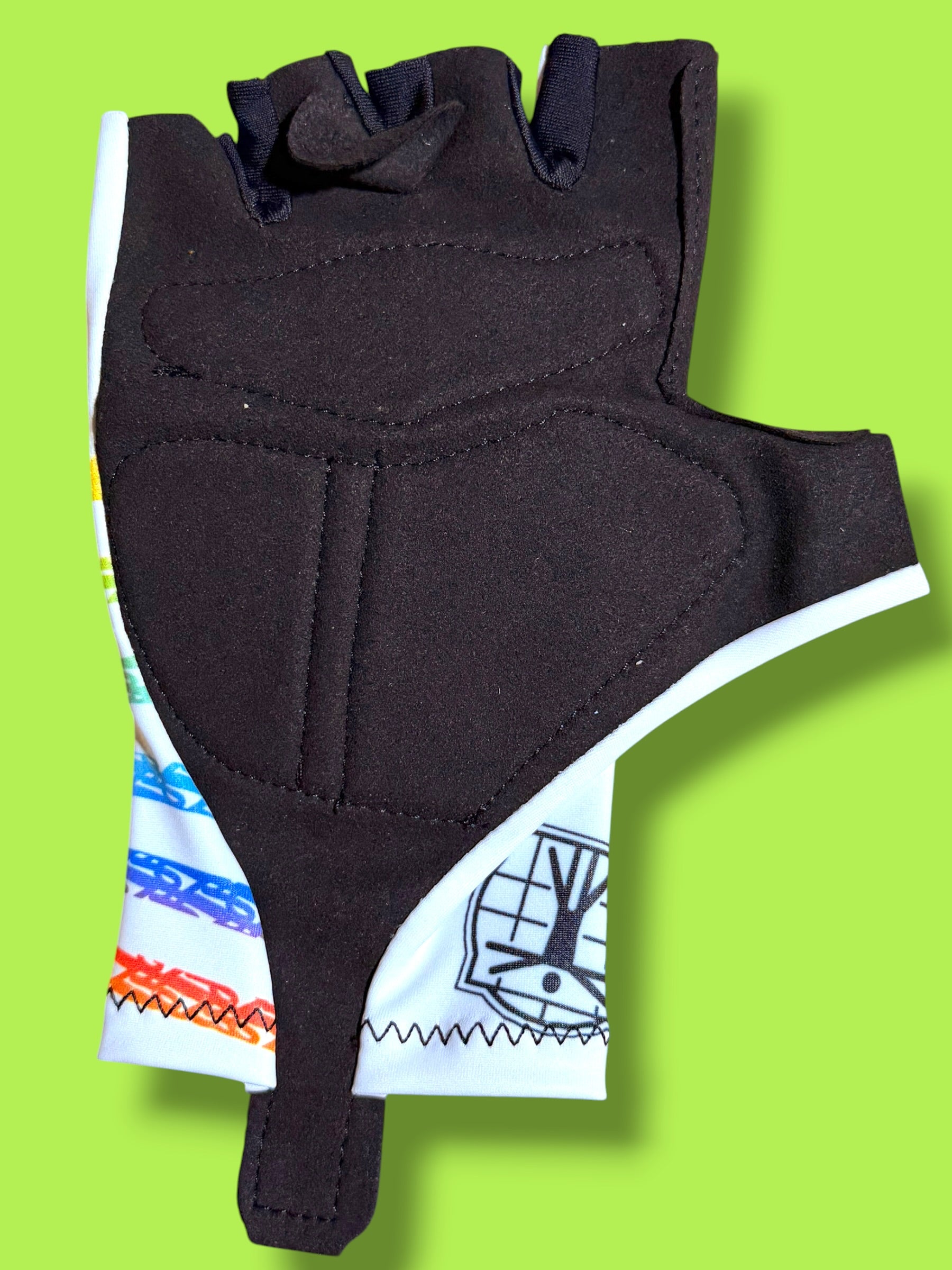 Aero Glove|Total Energies |BioRacer Pro Cycling Kit