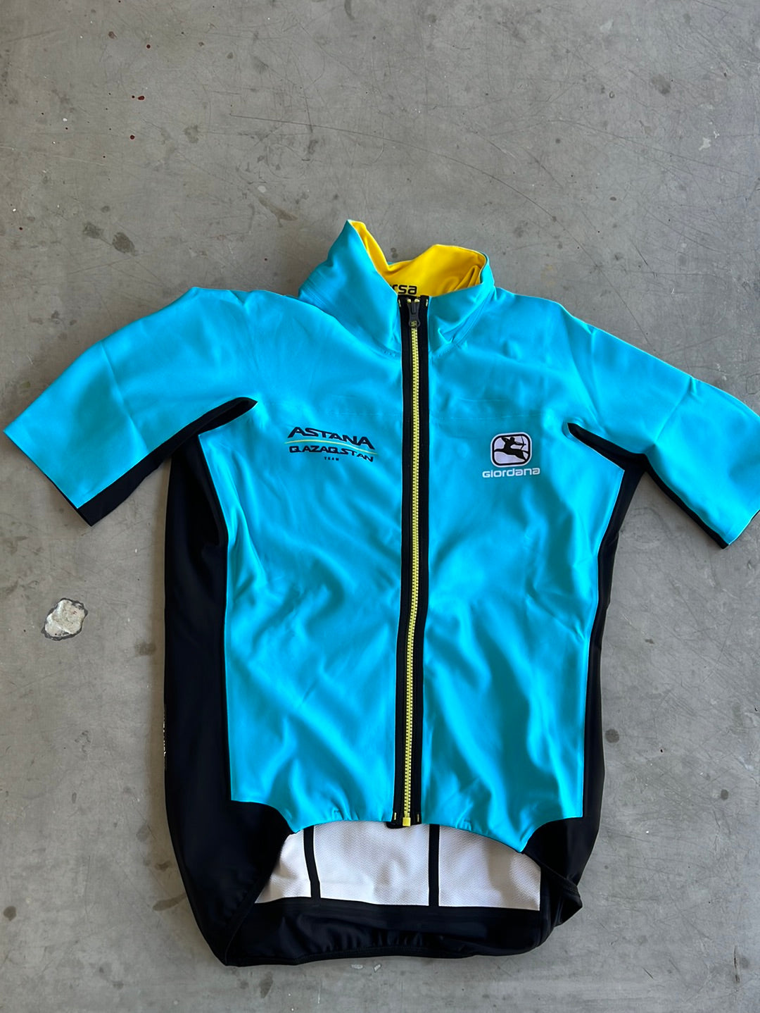 Short Sleeve Gabba Jacket Versa | Giordana | Astana | Pro Cycling Kit
