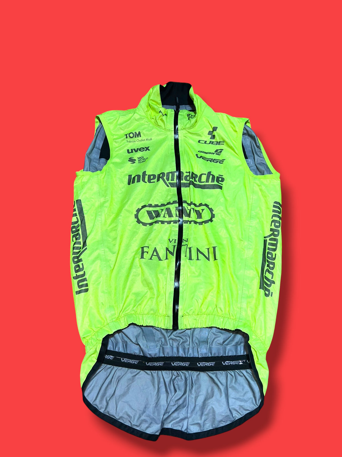 Verge V-Pro Rain Vest | Intermarché-Wanty 2025