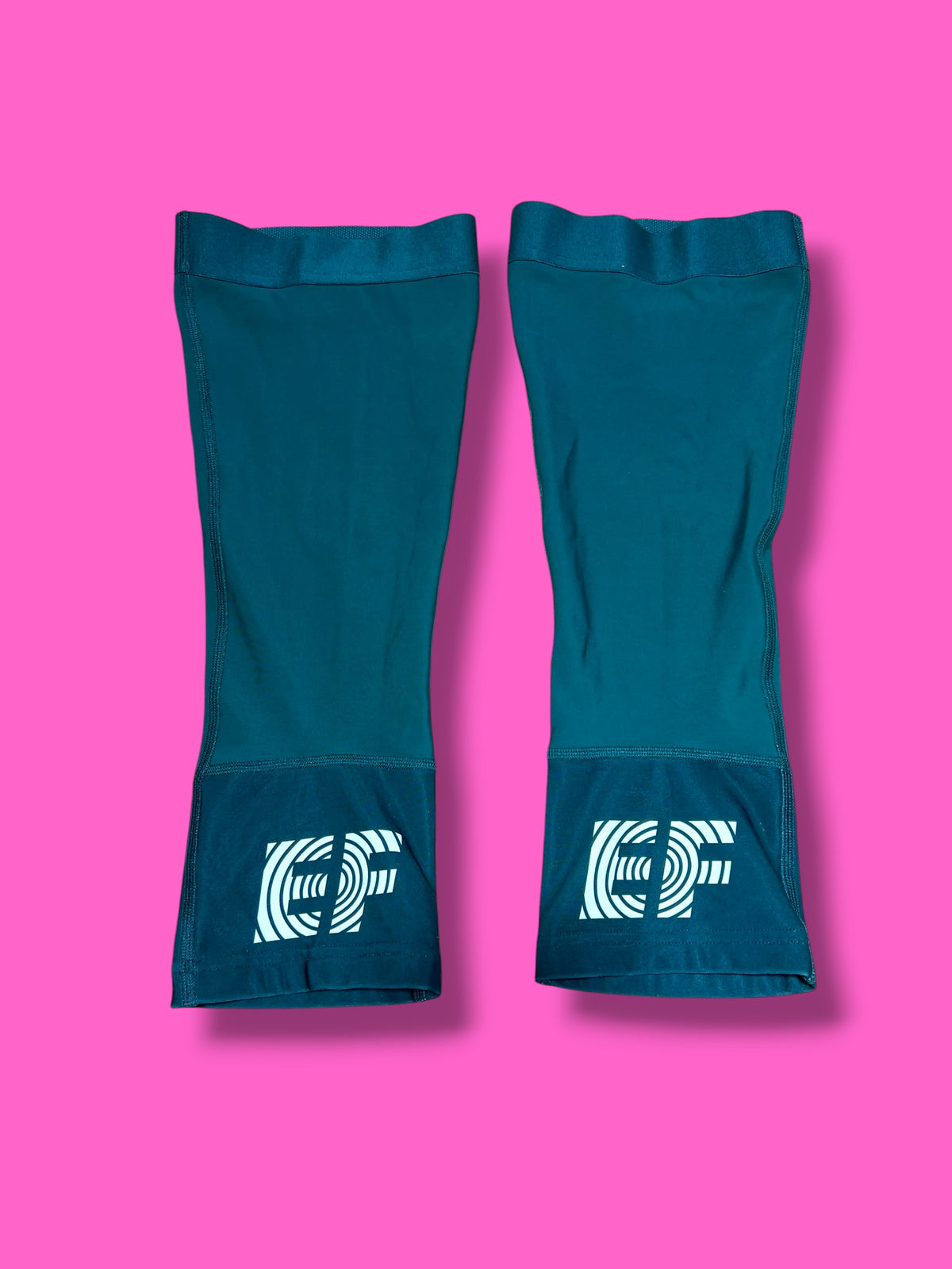 EF 2022 Knee Warmers Rapha | EF Education First | Rapha Men's Pro Kit