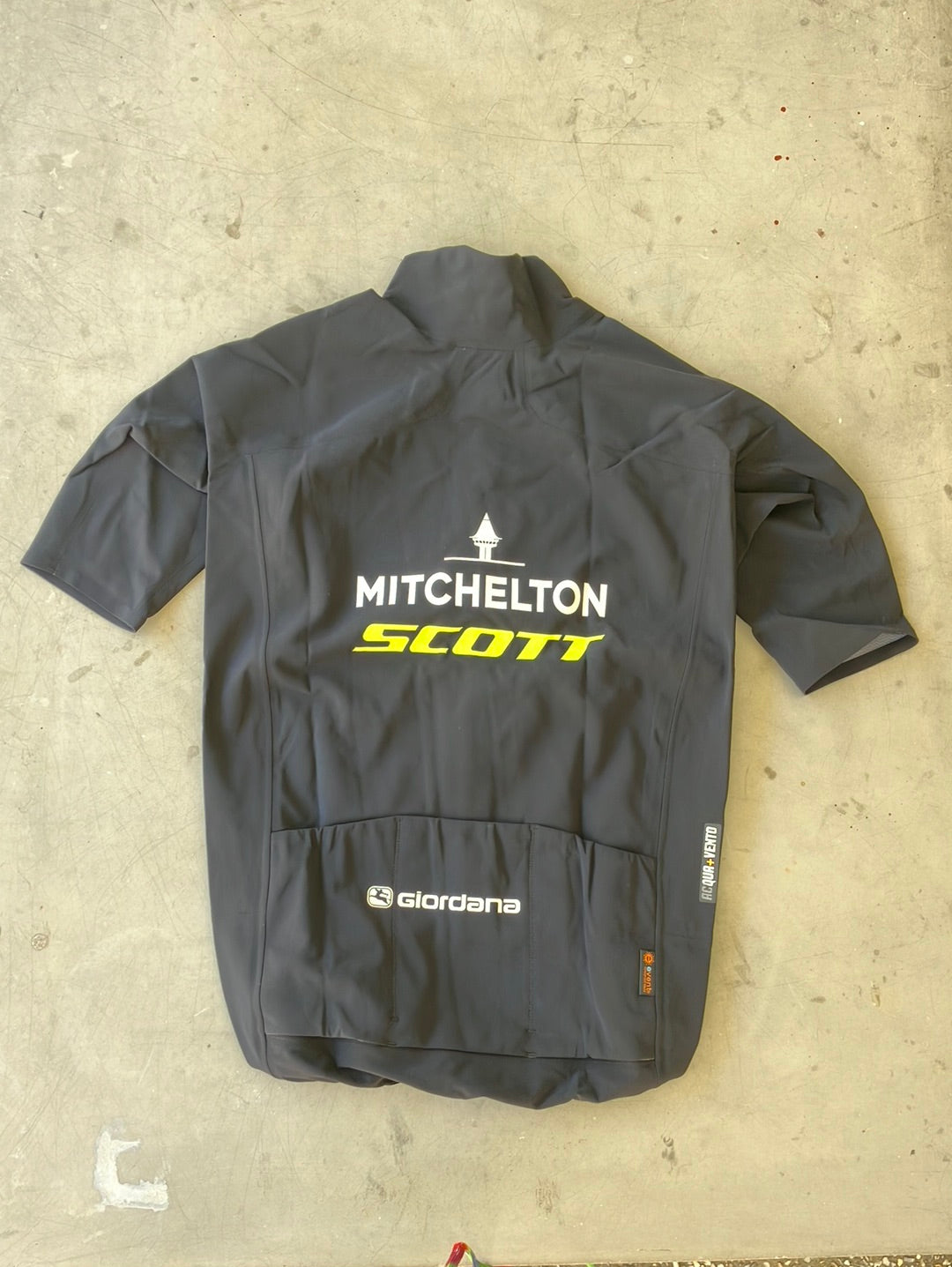 Rain Jacket AV Versa H20 Long Sleeve Waterproof Winter | Giordana | Mitchelton Scott | Pro Cycling Kit