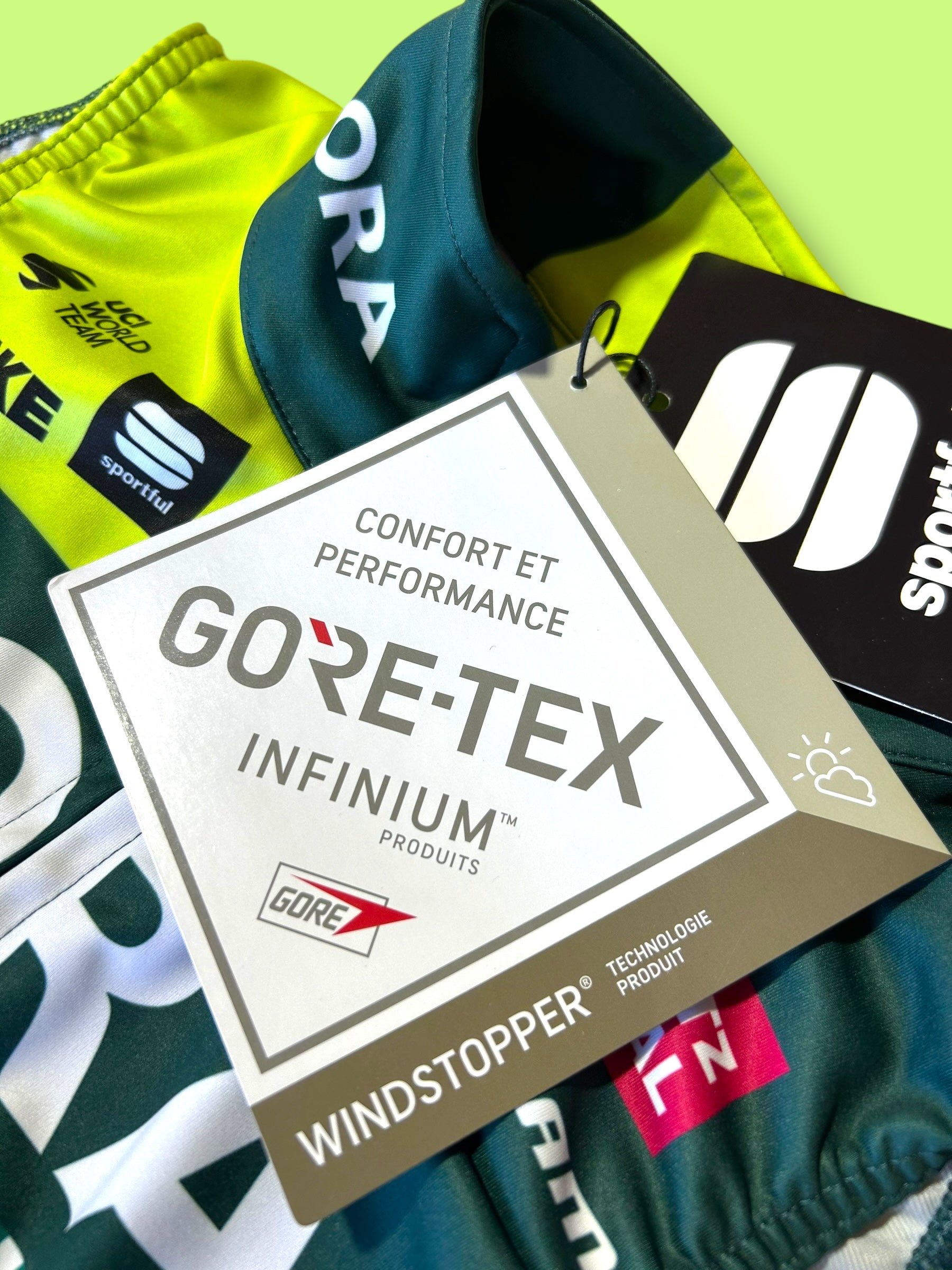 Vest Gilet Team Issued Thermal Gore-Tex Winter | Sportful | Bora Hansgrohe| Pro Cycling Kit