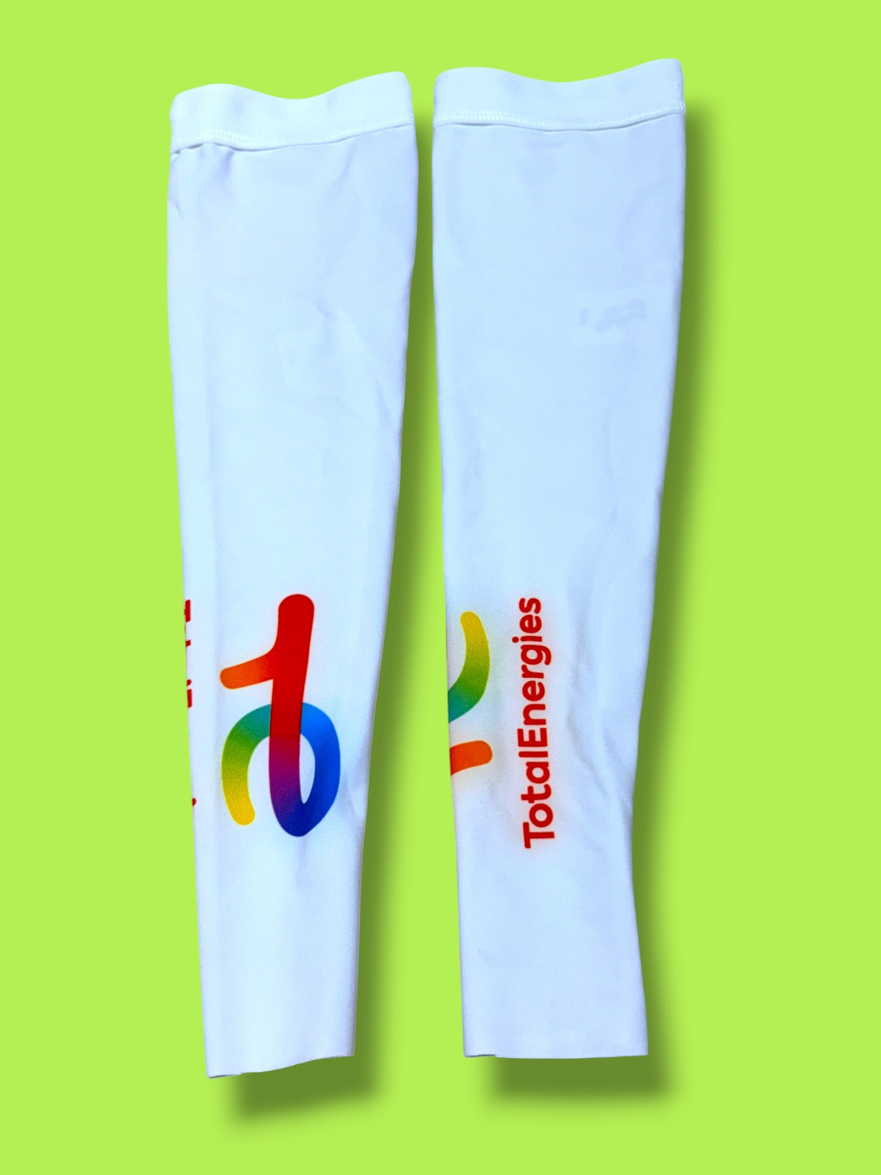 Lightweight Arm Warmers|Total Energies |BioRacer Pro Cycling Kit