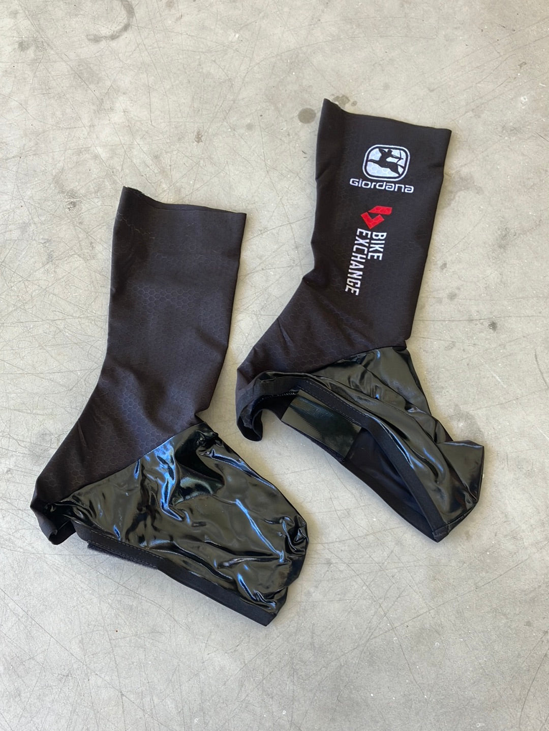 TT Overshoes Time Trial Aero shoe covers Chrono | Giordana | Bike Exchange | Pro Cycling Kit