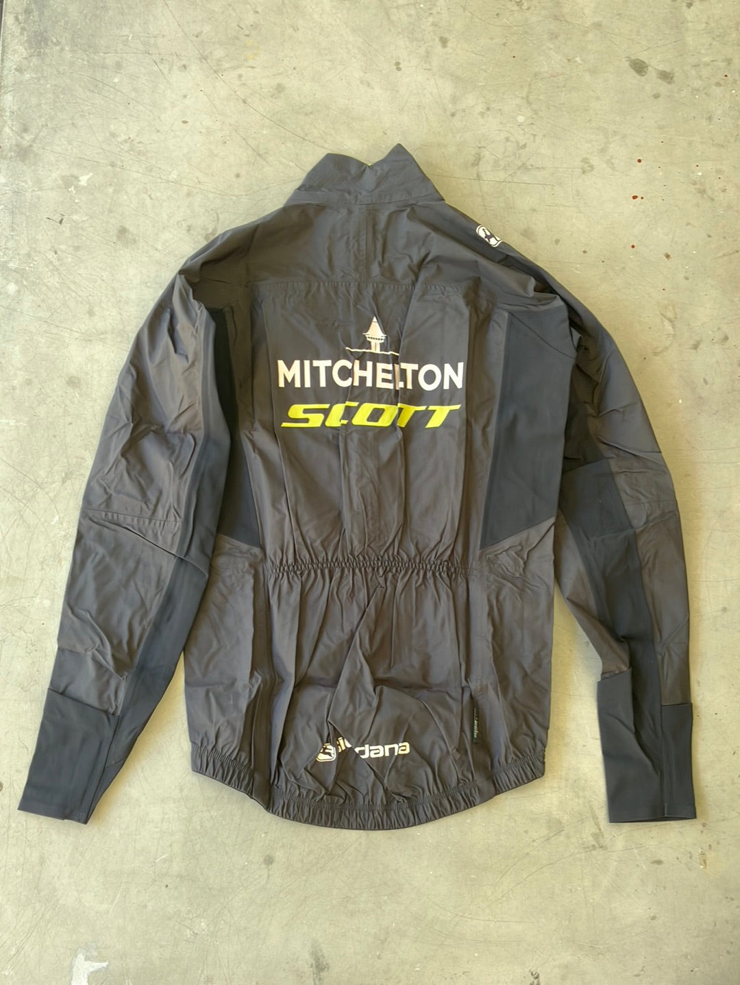 Rain Jacket Monsoon Lyte Long Sleeve Waterproof Jacket | Giordana | Mitchelton Scott | Pro Cycling Kit