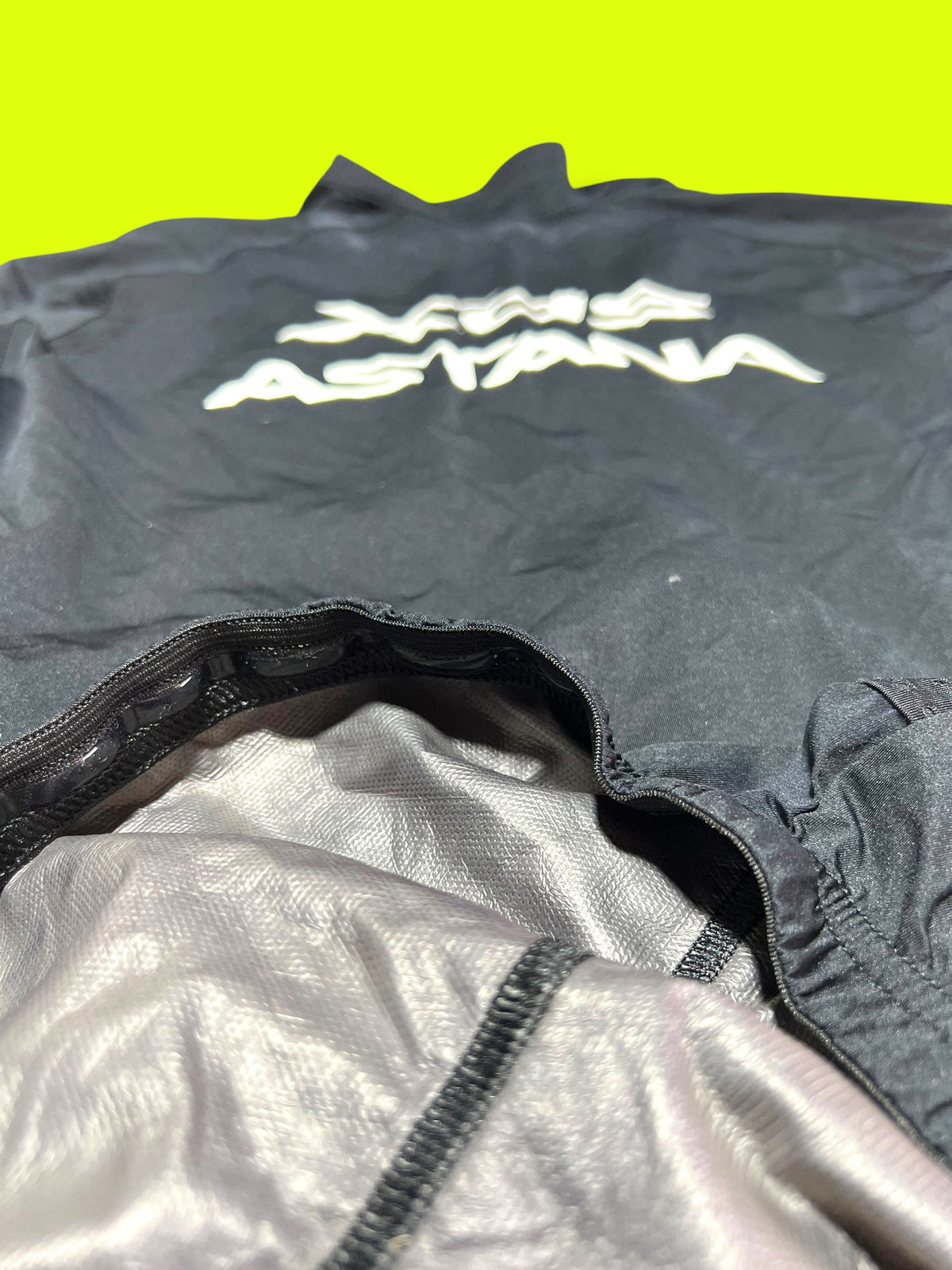 Lightweight Packable Wind Jacket | XDS Astana | Biemme Men's Pro Kit