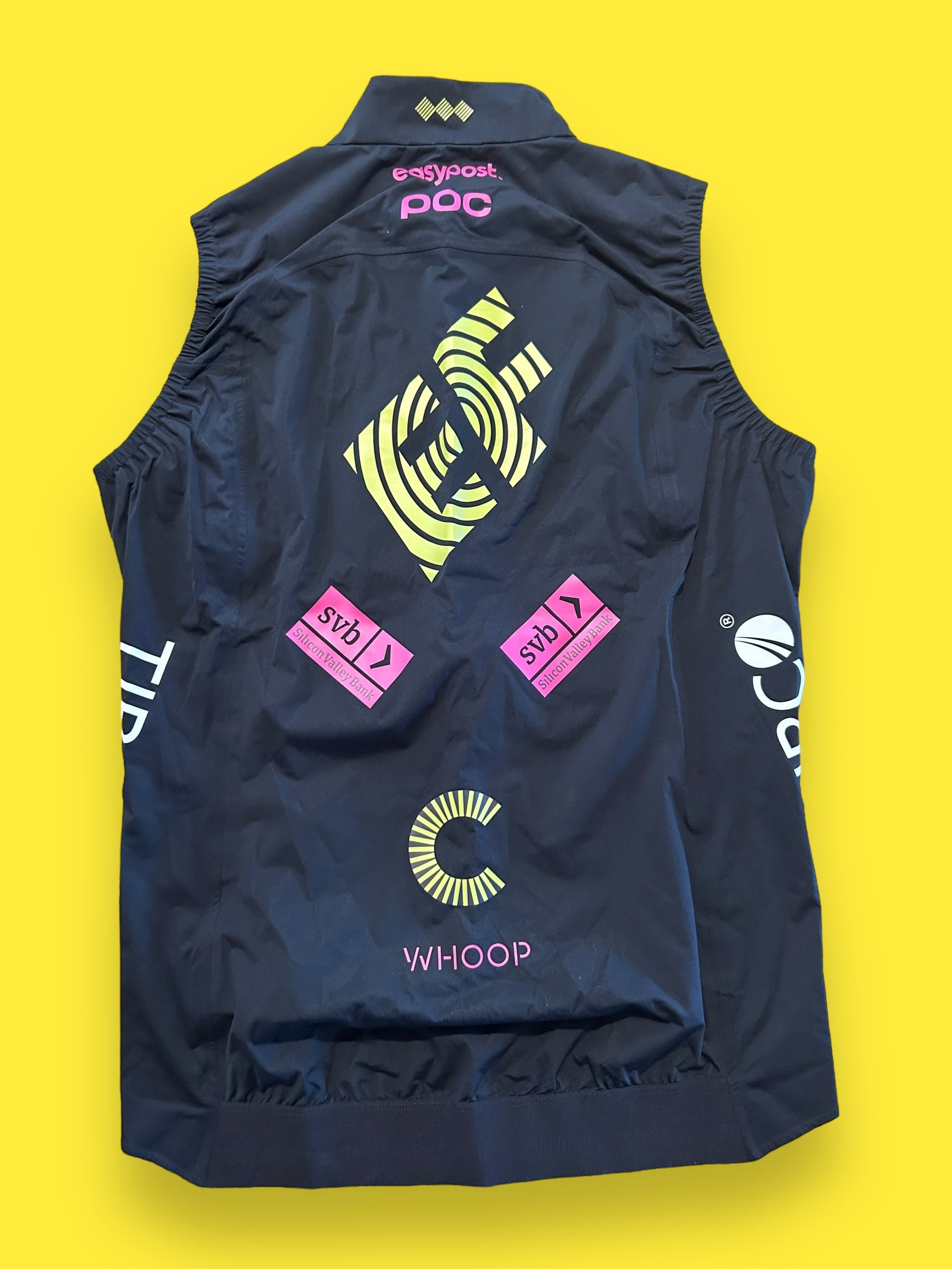 Gilet Vest Palace Womens Lightweight Rain Waterproof Packable | Rapha Pro Team | EF Education First | Pro Cycling Kit