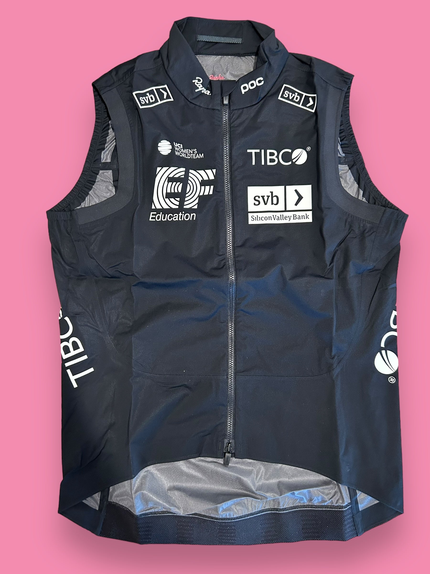Gilet Vest Womens Lightweight Rain Waterproof Packable | Rapha Pro Team | EF Education First | Pro Cycling Kit
