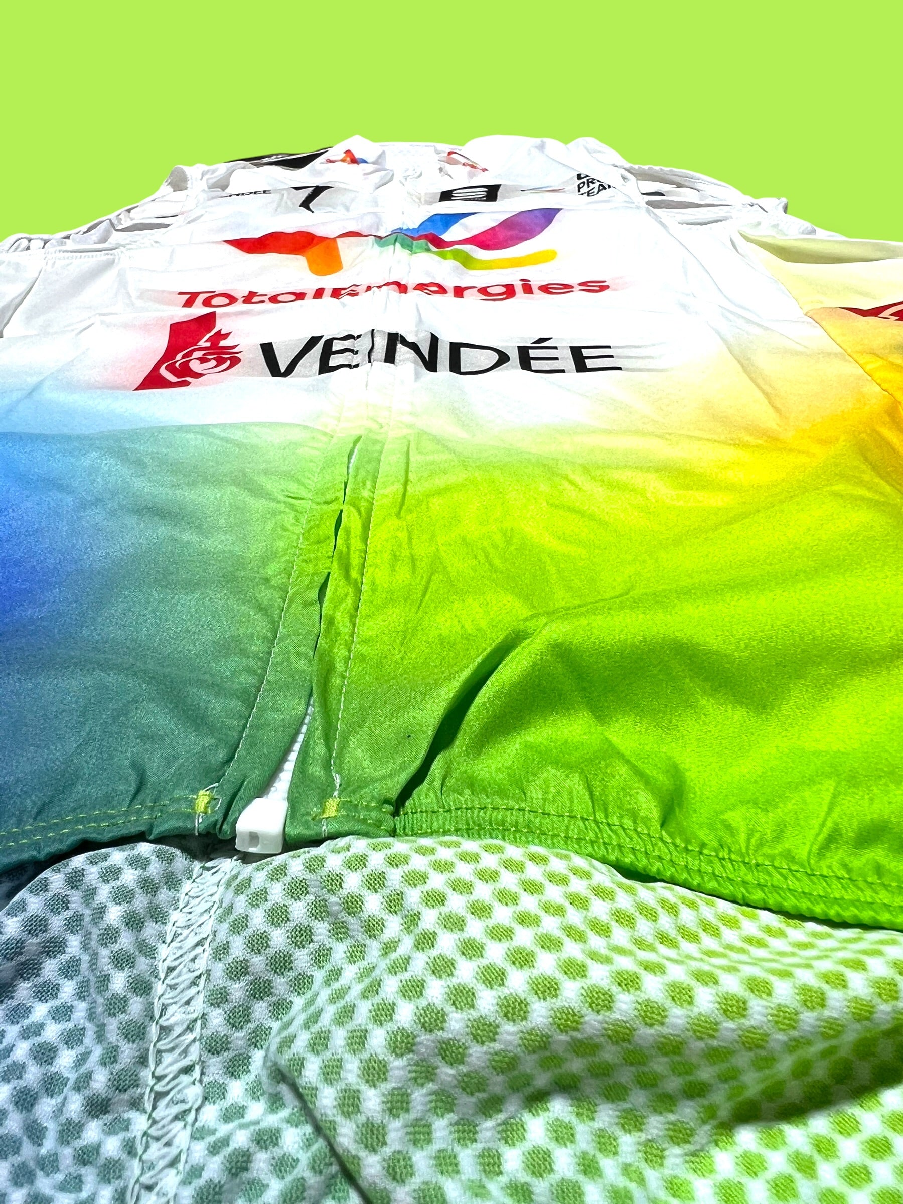 Lightweight Packable Wind Vest | Sportful Pro Cycling Kit