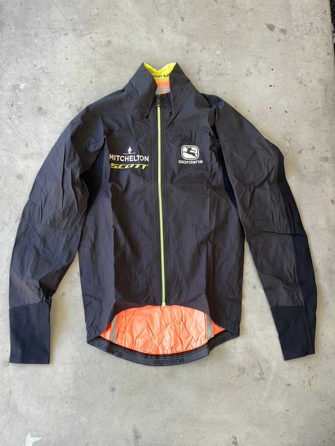Rain Jacket Monsoon Lyte Long Sleeve Waterproof Jacket | Giordana | Mitchelton Scott | Pro Cycling Kit