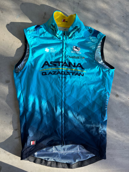 Astana | Giordana Bundle - Jersey, Bibs, Gilet | S | Rider-Issued Pro Team Kit