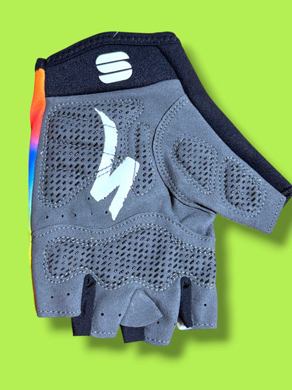 Aero Glove|Total Energies |BioRacer  Pro Cycling Kit