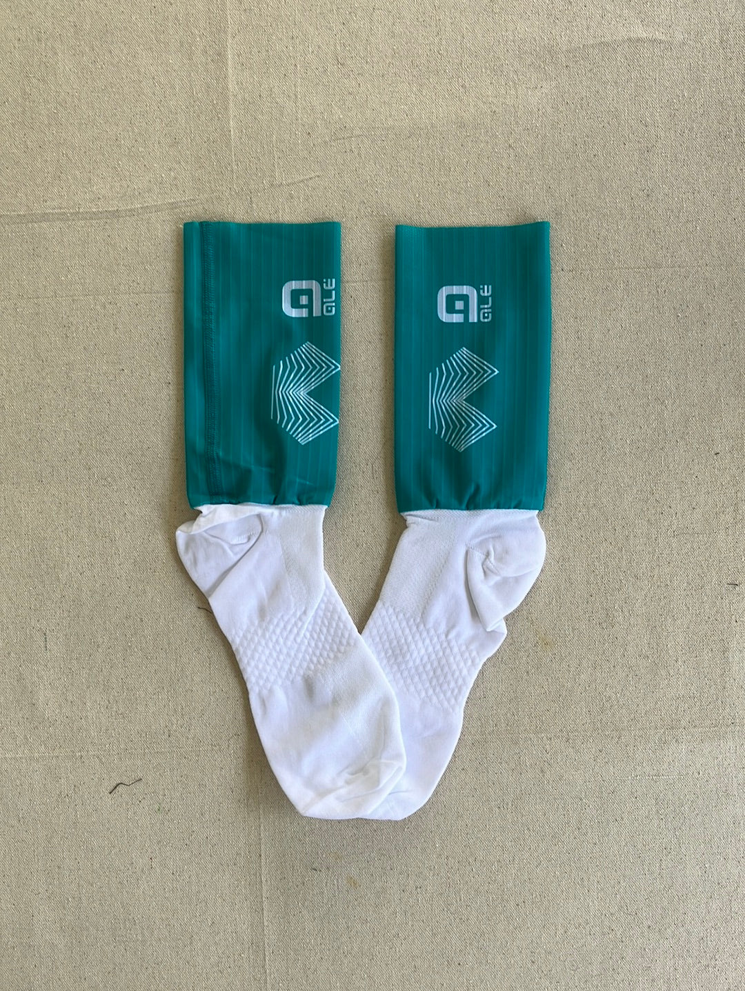 Aero Socks - Tour De France 2023 Design | Ale | Team Bahrain Victorious | Pro Cycling Kit