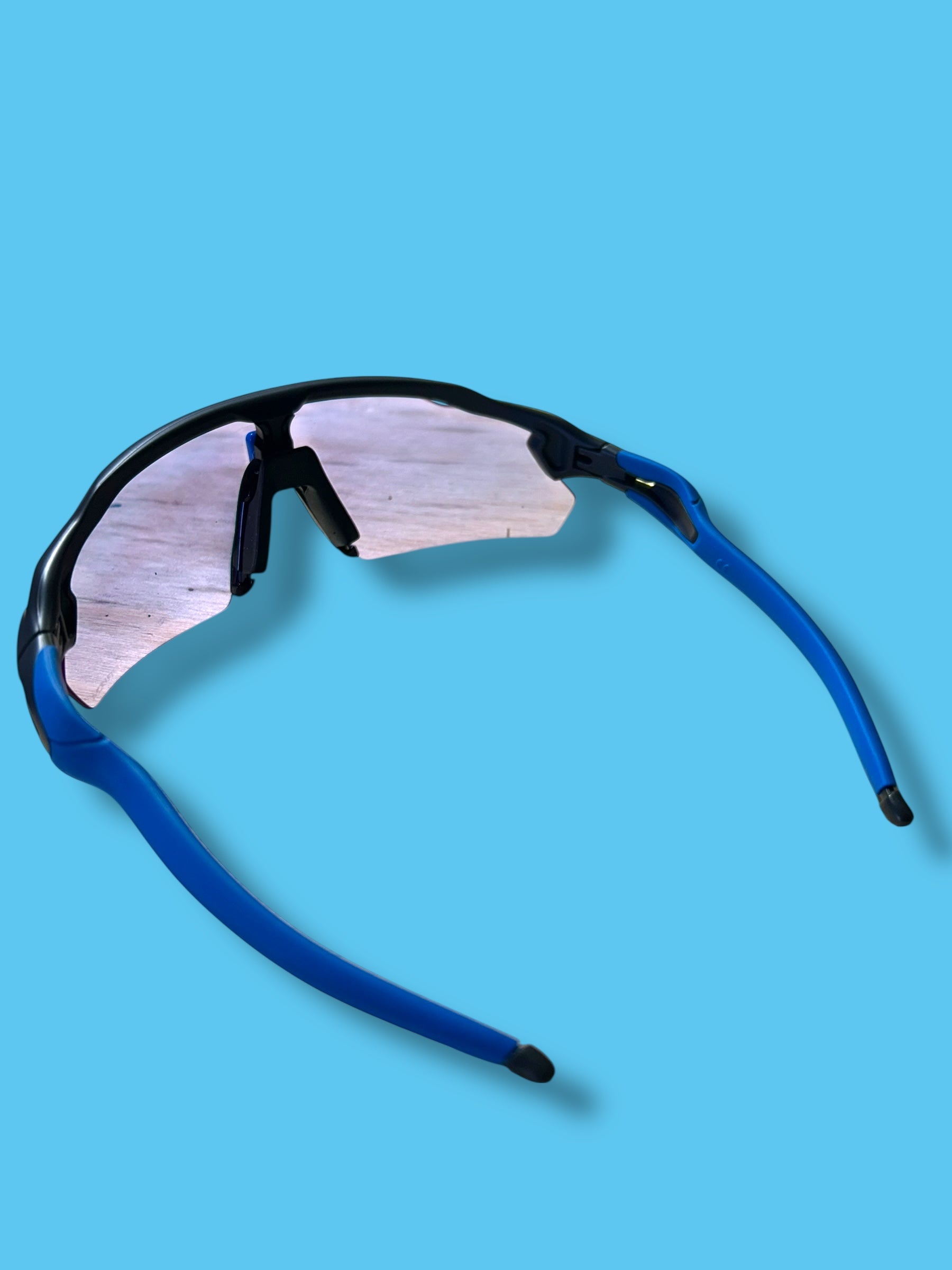 Soudal / Deceuninck Quick-Step | Oakley Radar EV Sunglasses | Blue | Pro-Issued Team Kit