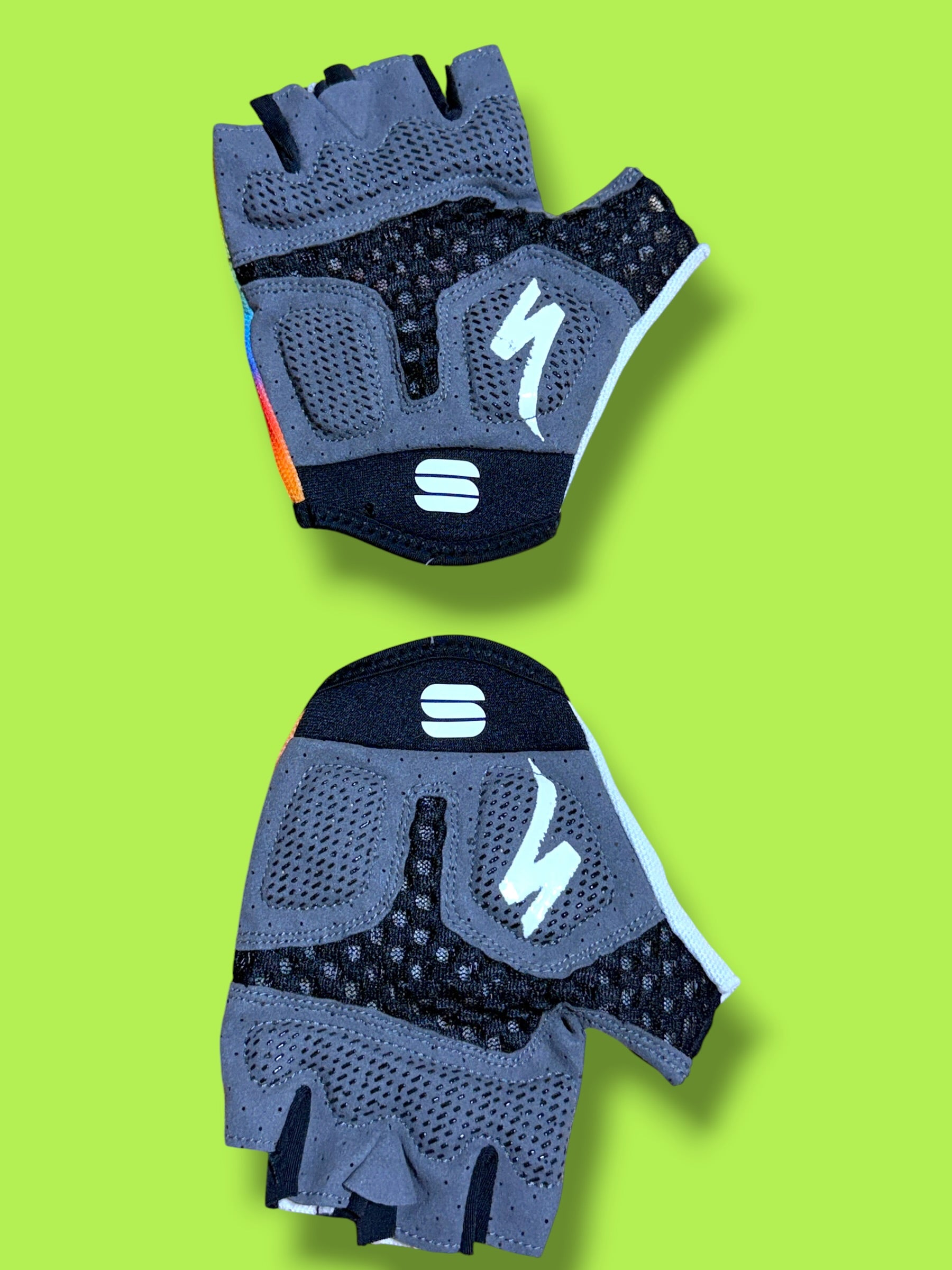 Summer Aero Glove|Total Energies |BioRacer  Pro Cycling Kit