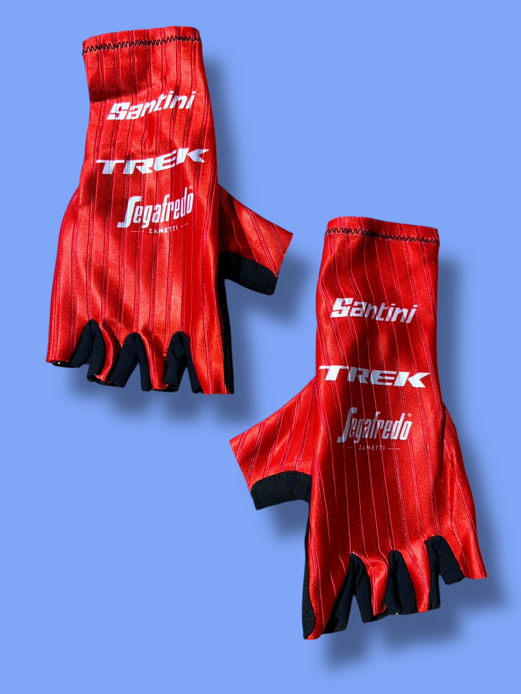 Aero Gloves Mitts | Santini | Lidl Trek | Pro Cycling Kit
