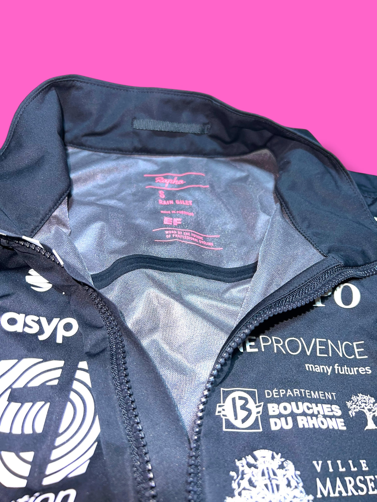 EF 2022 Rain Vest | EF Education First | Rapha Men's Pro Kit