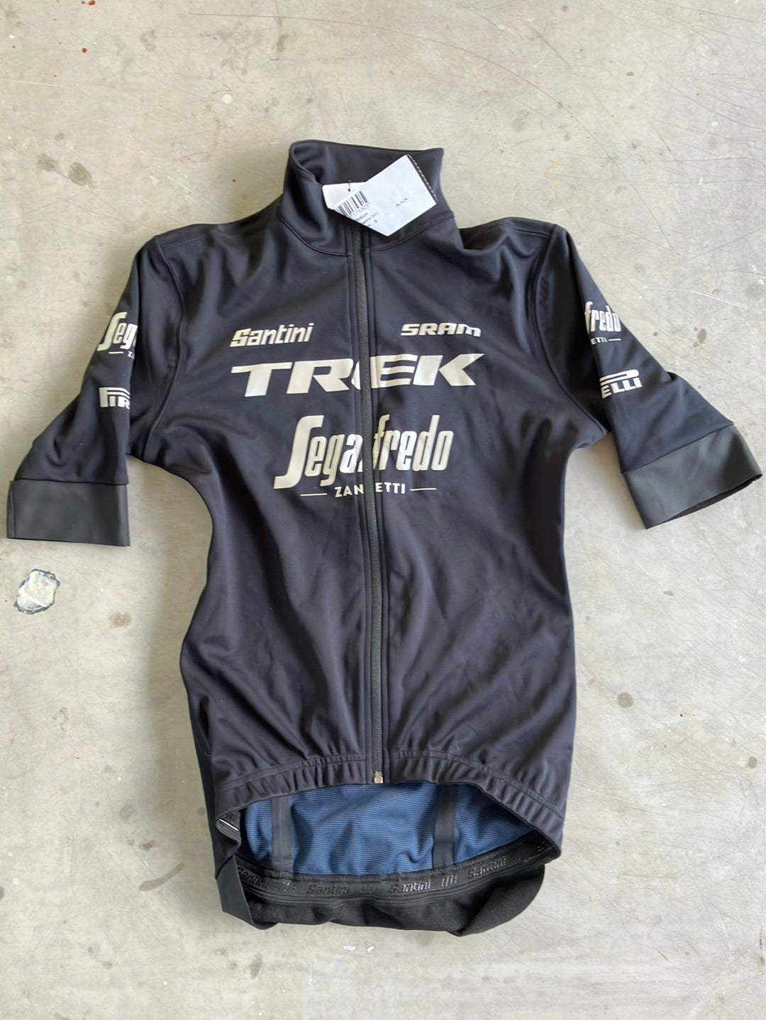 Trek Segafredo | Santini Short Sleeve Gabba Jacket | Black | S