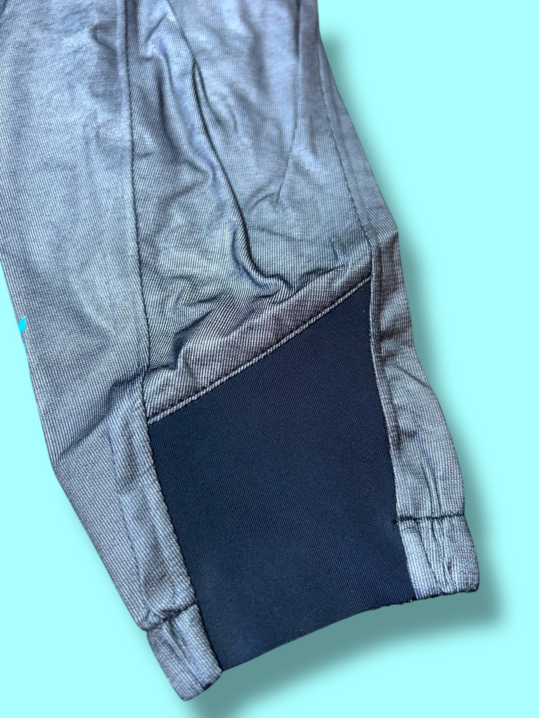 Rain Jacket  Cape Waterproof  Winter | Ale |Bahrain Victorious| Pro Cycling Kit