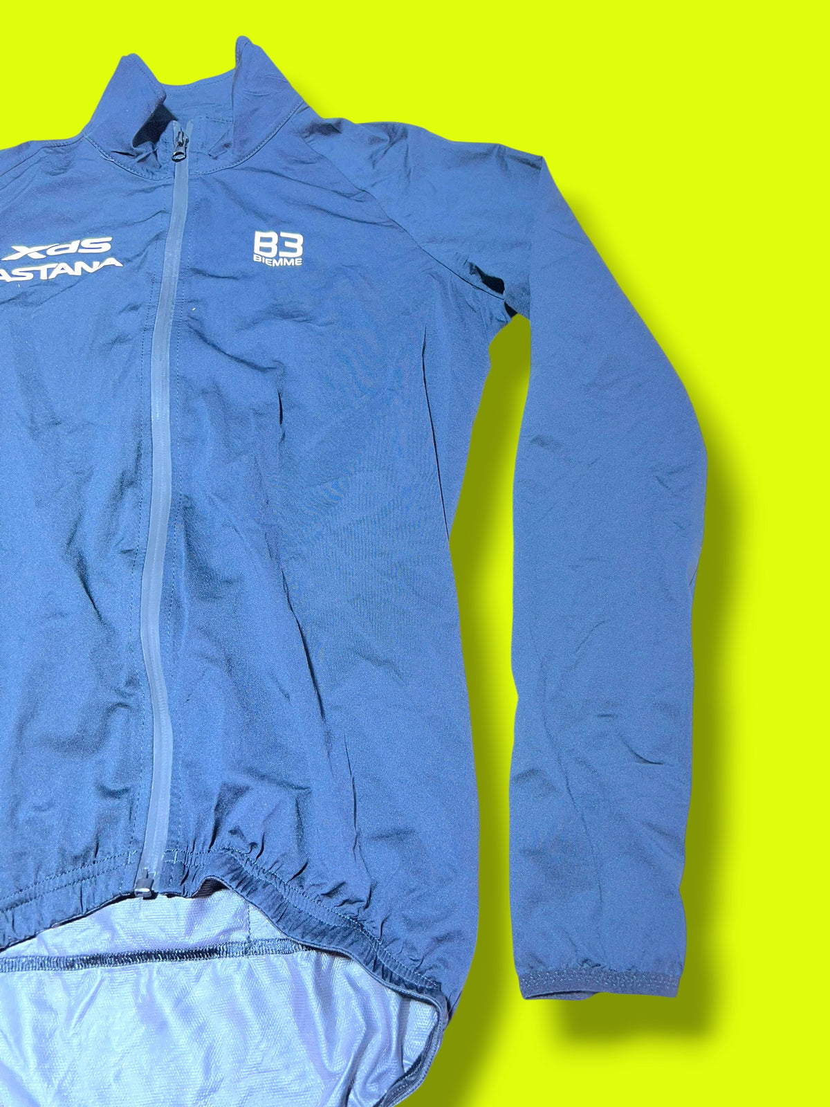 Lightweight Packable Wind Jacket | XDS Astana | Biemme Men's Pro Kit