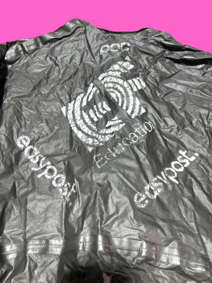 EF Prototype SHAKEDRY Jacket GORE-TEX - Cuff Hole | EF Education First | Rapha Men's Pro Kit