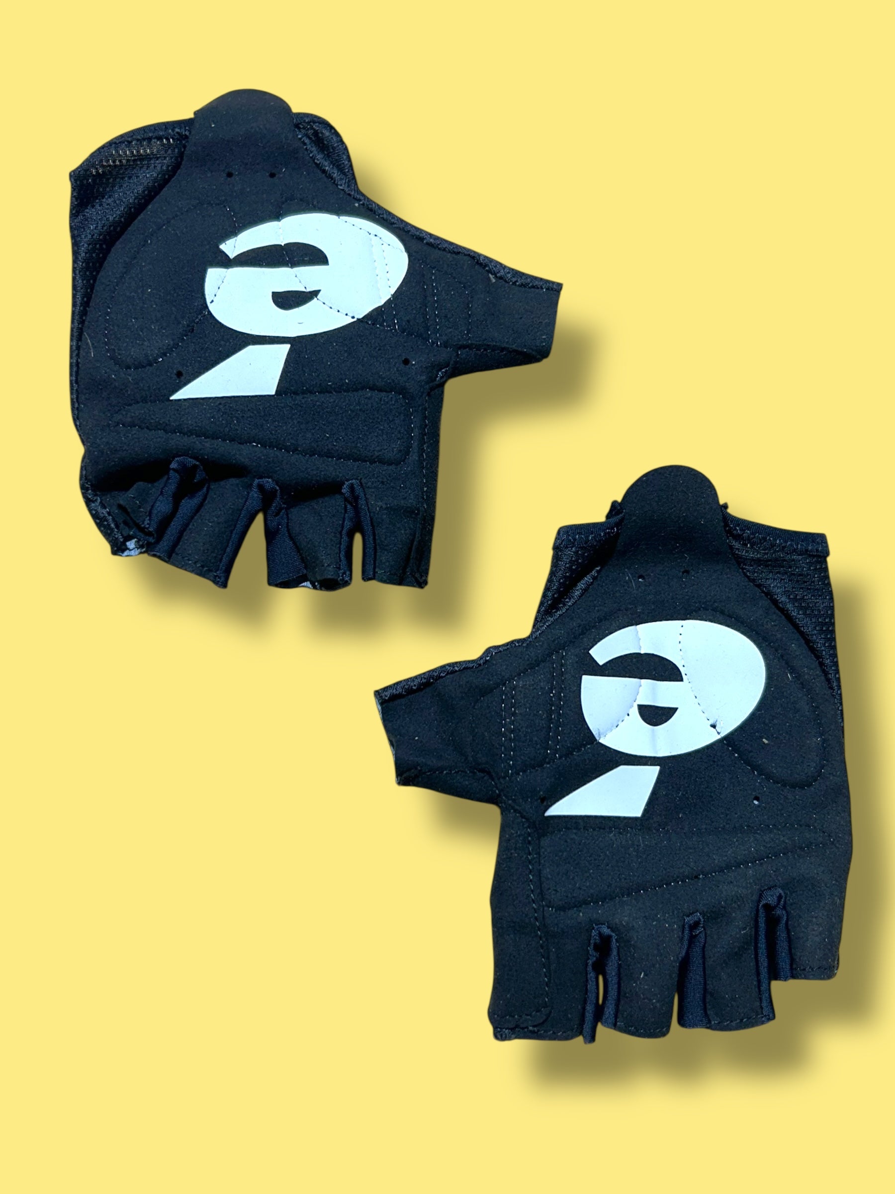 Gloves Race Mitts Padded Lightweight Rider Issued  | Jumbo Visma  | Agu | Pro Cycling Kit