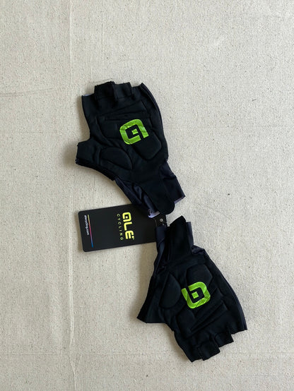 Cycling Gloves | Ale | Team Bahrain Victorious | Pro Cycling Kit