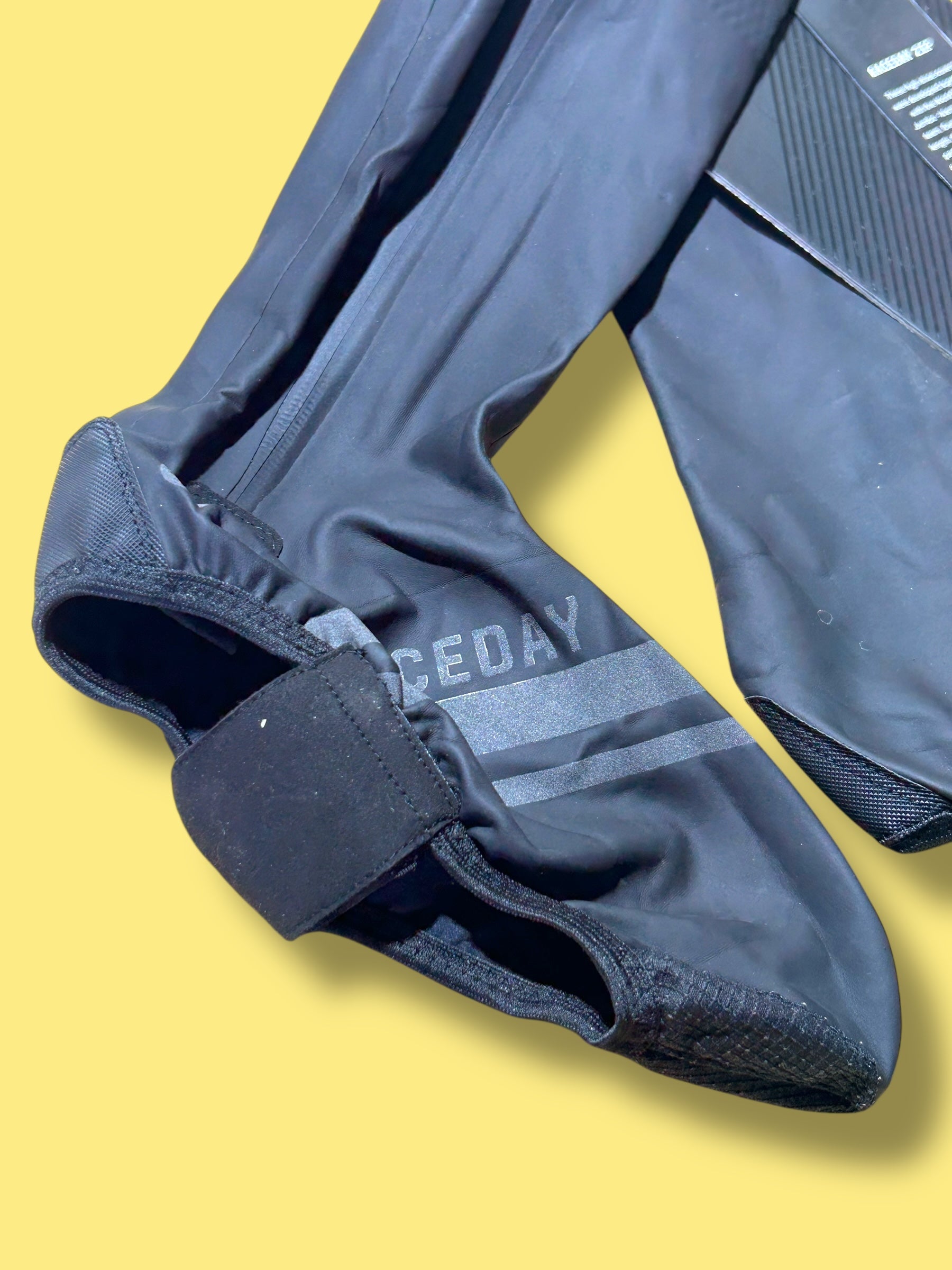 Overshoes Raceday Deep Winter Thermal Waterproof Booties | Jumbo Visma Lease-A-Bike  | Agu | Pro Cycling Kit