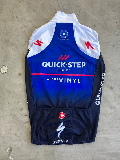 Soudal / Deceuninck Quick-Step | Castelli Thermal Vest / Gilet | Pro-Issued Team Kit