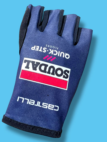 Aero Glove Race Short  Mitts Padded   | Castelli |  Soudal Quick-Step| Pro Cycling Kit