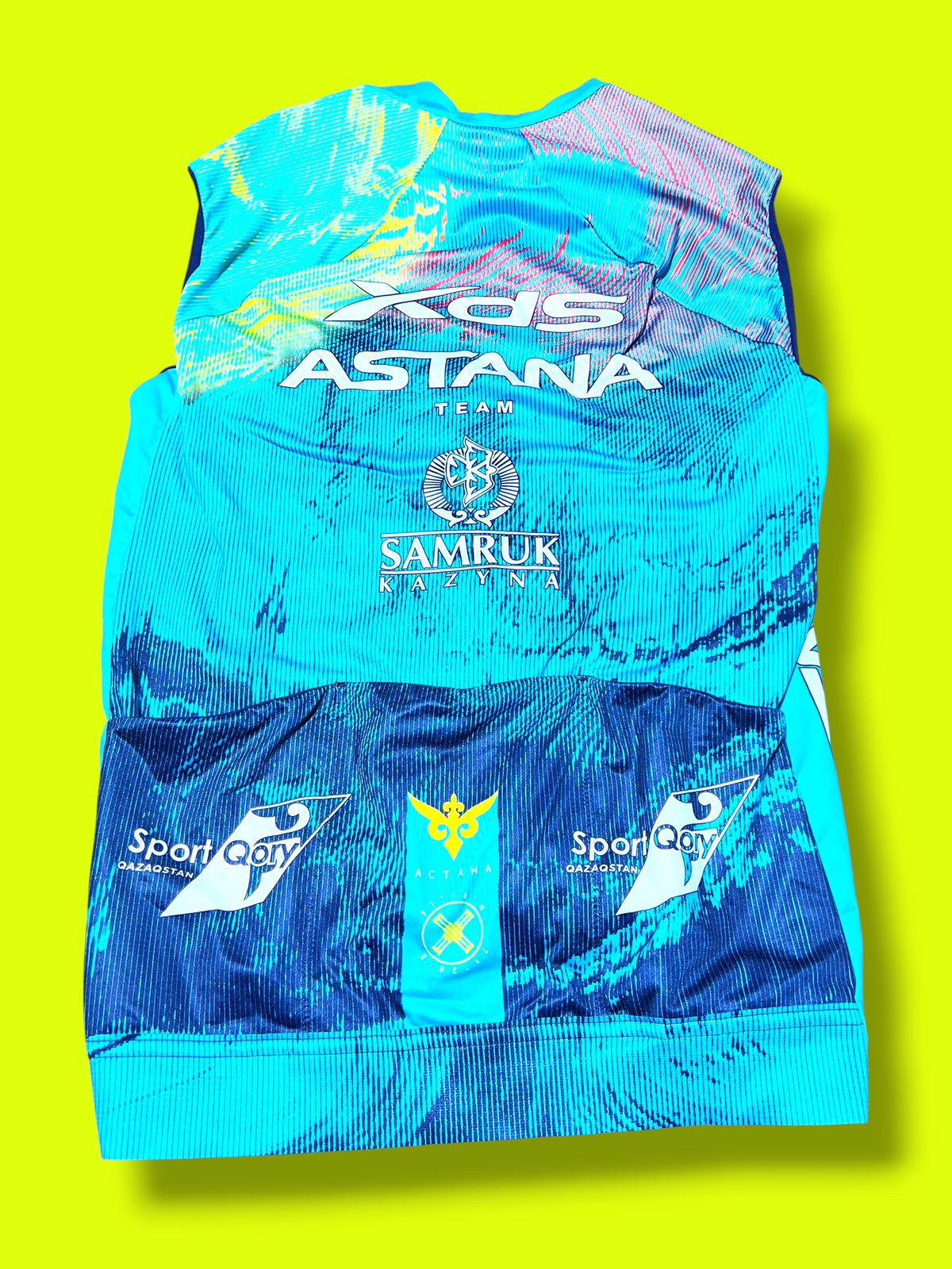 Thermal Vest with Pockets | XDS Astana | Biemme Men's Pro Kit