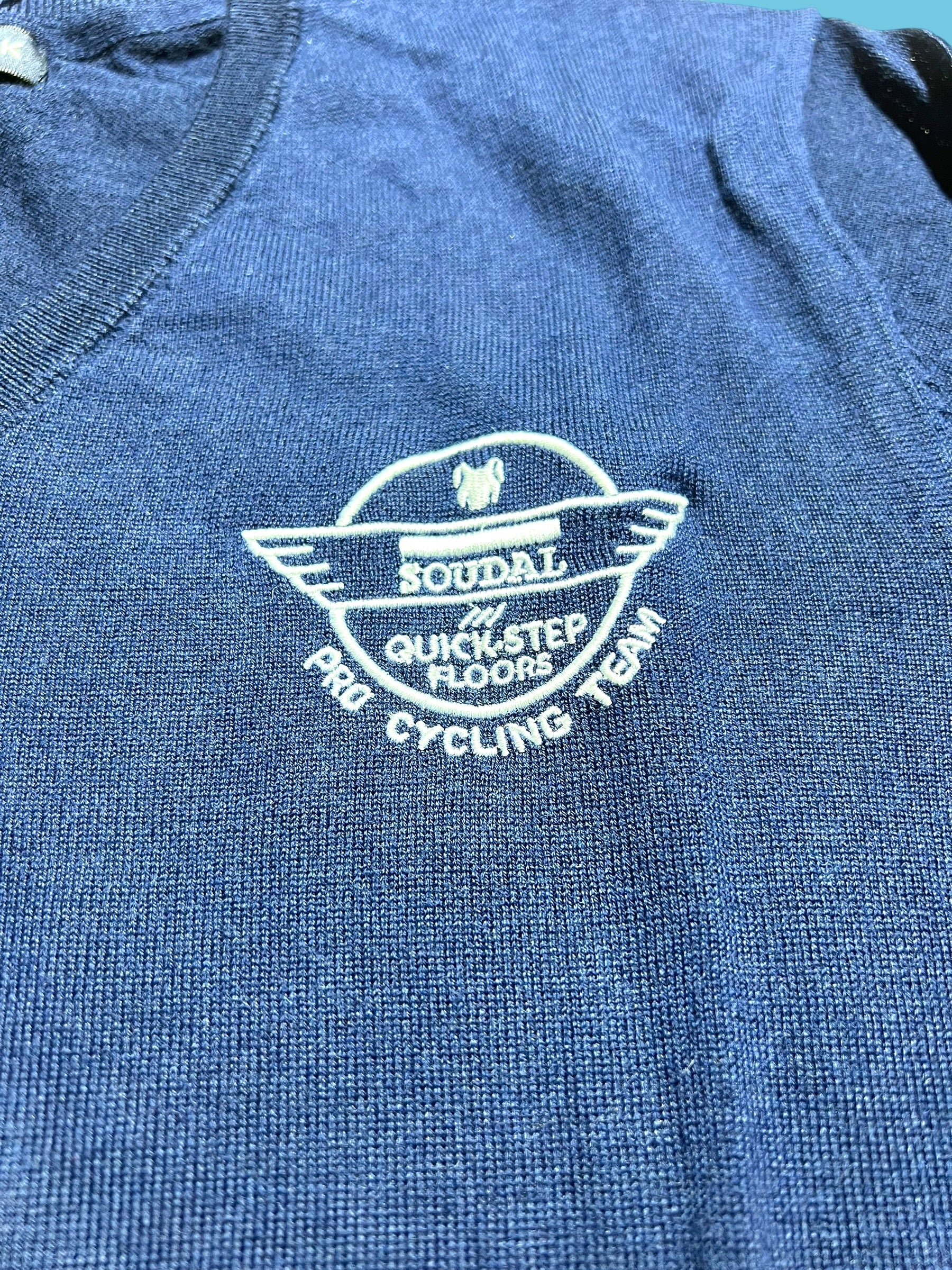 Casual Light Merino Wool V-Neck Jumper / Pullover | Soudal Quick-Step | Pro Cycling Kit