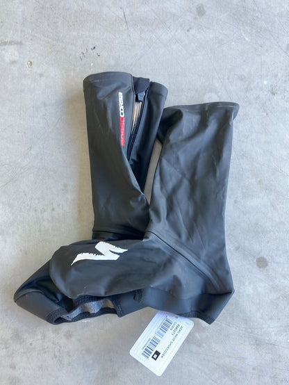 Aero Race Shoe Covers / Overshoes | Castelli | Soudal / Deceuninck Quick-Step | Pro-Issued Cycling Kit