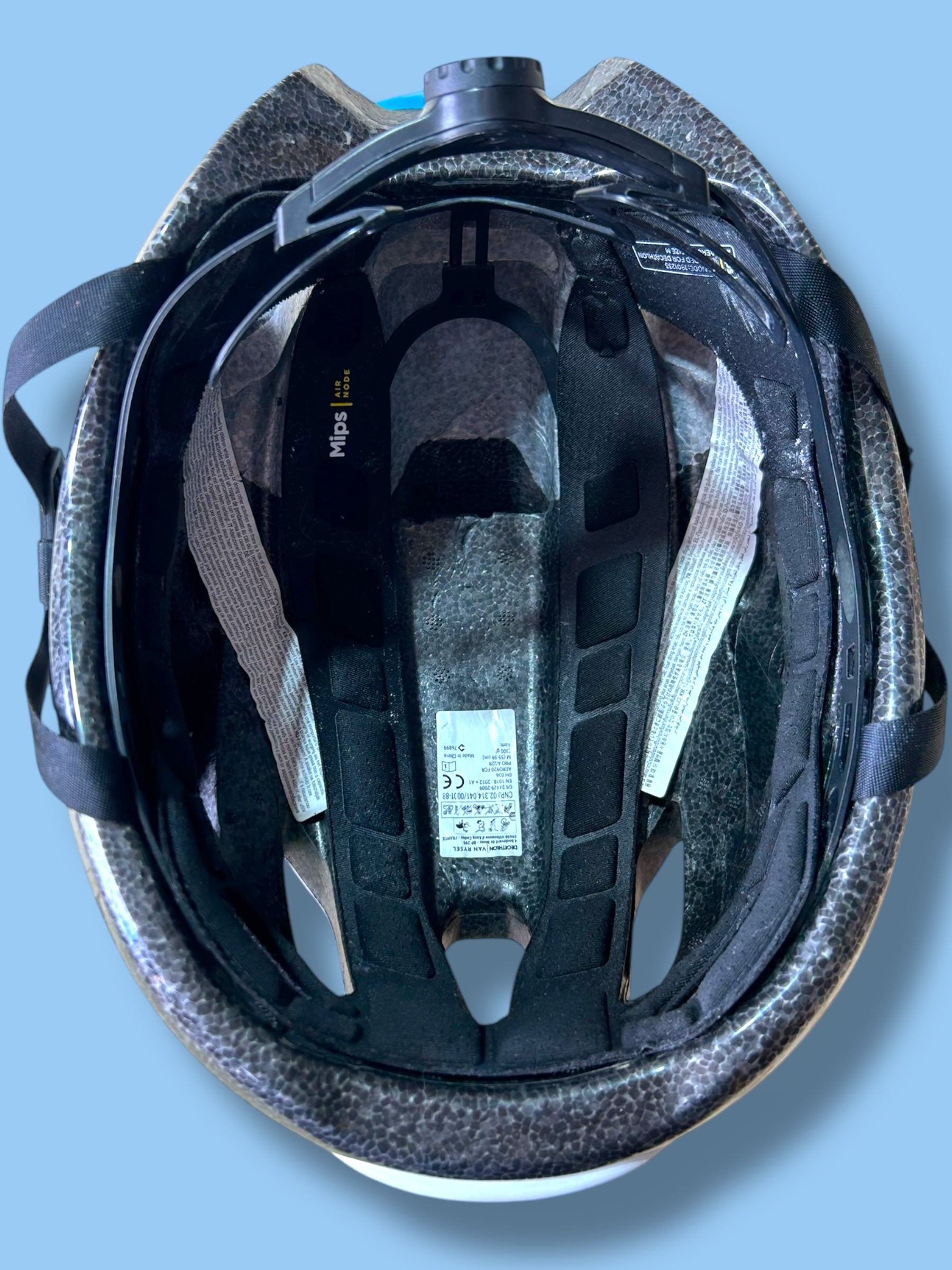 Helmet FCR| Decathlon AG2R La Mondiale  | Van Rysel| Pro Cycling Kit