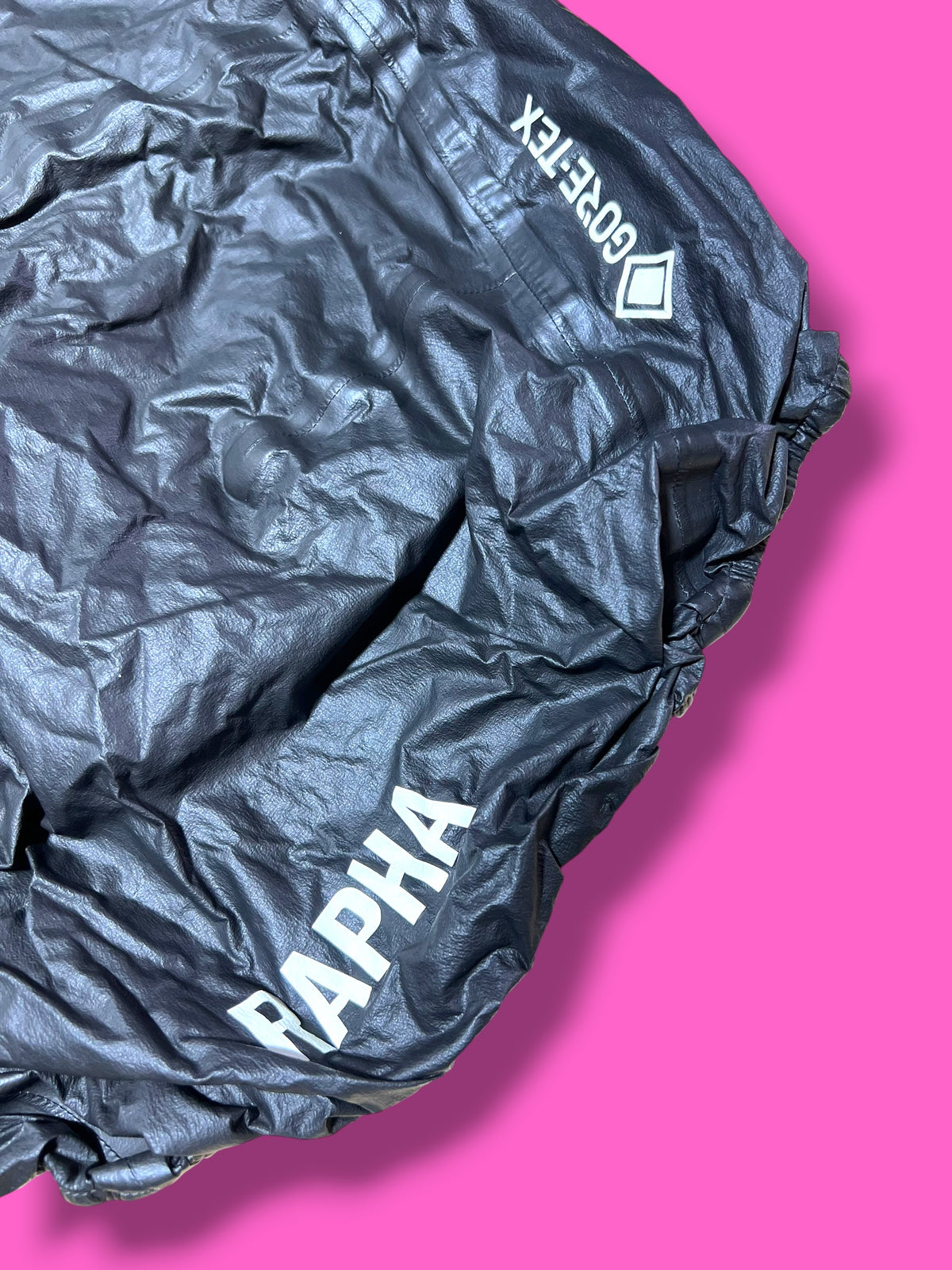 EF Prototype SHAKEDRY Jacket GORE-TEX - Cuff Hole | EF Education First | Rapha Men's Pro Kit