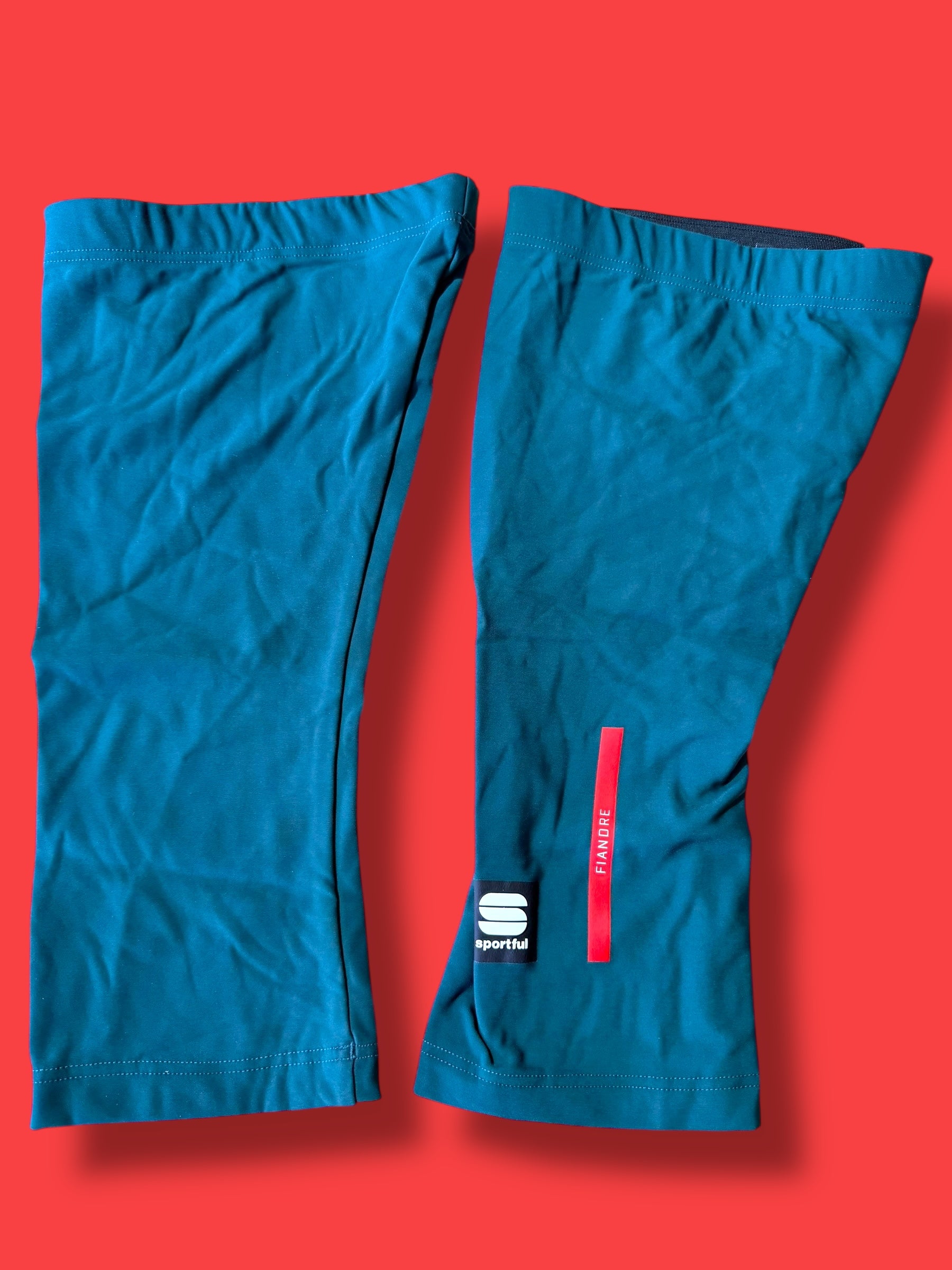 Fiandre Knee Warmers|Sportfull|Red Bull Bora Hansgrohe |Pro Cycling